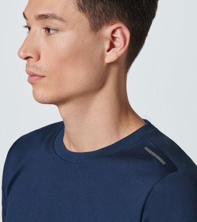 Front Near view of product with ean 4046901570637