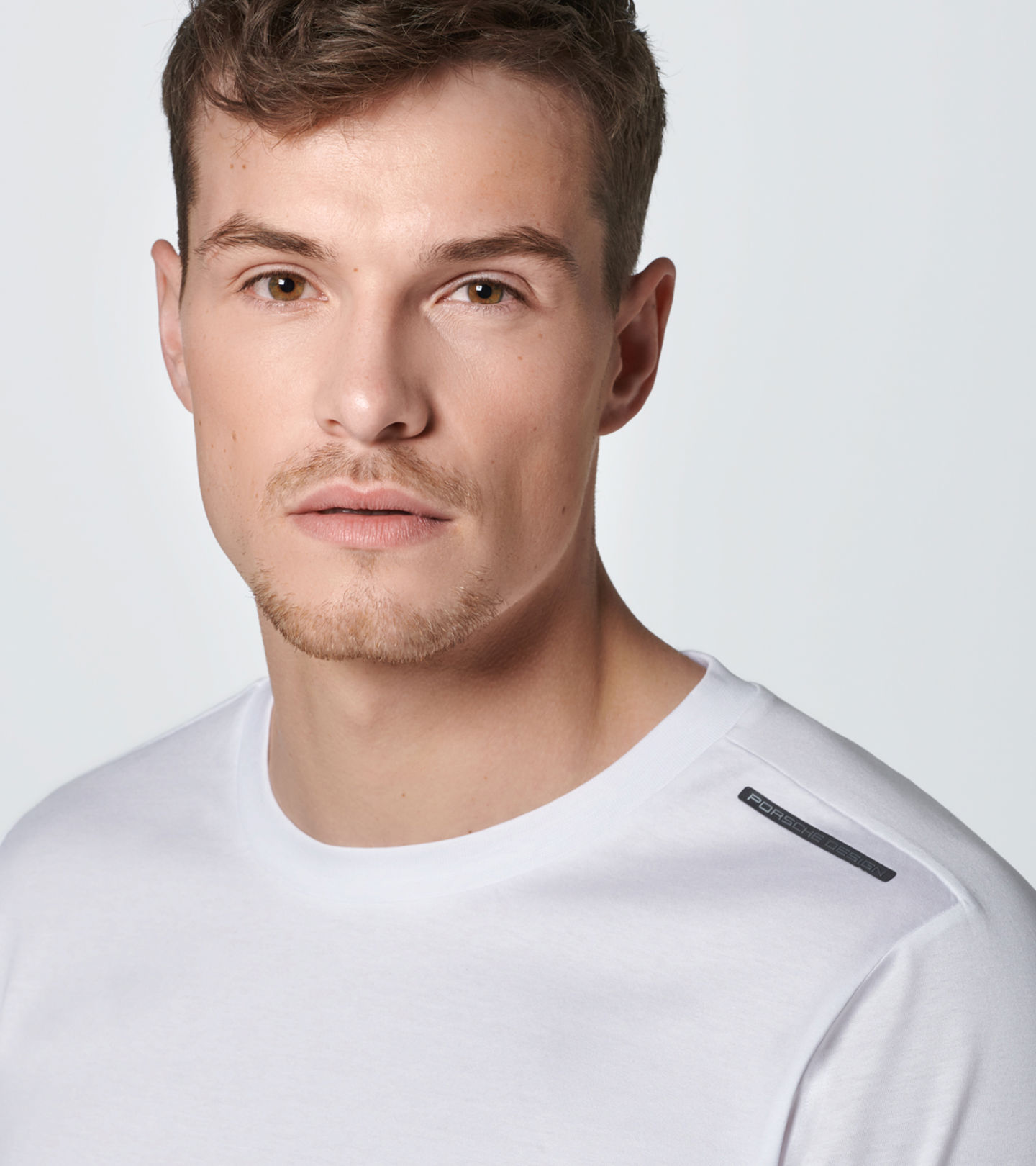 Front Near view of product with ean 4046901633813