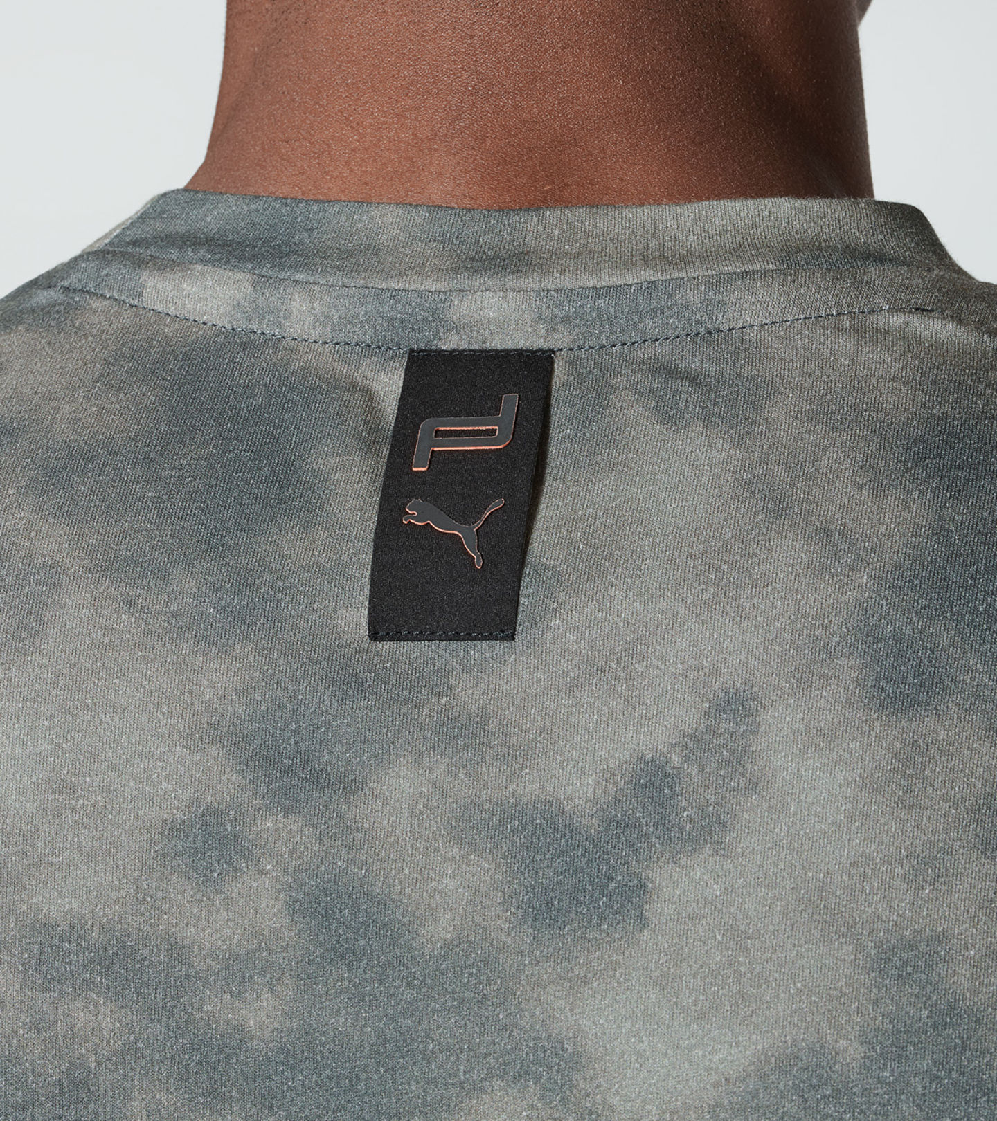 Side Near Middle view of product with ean 4046901864644