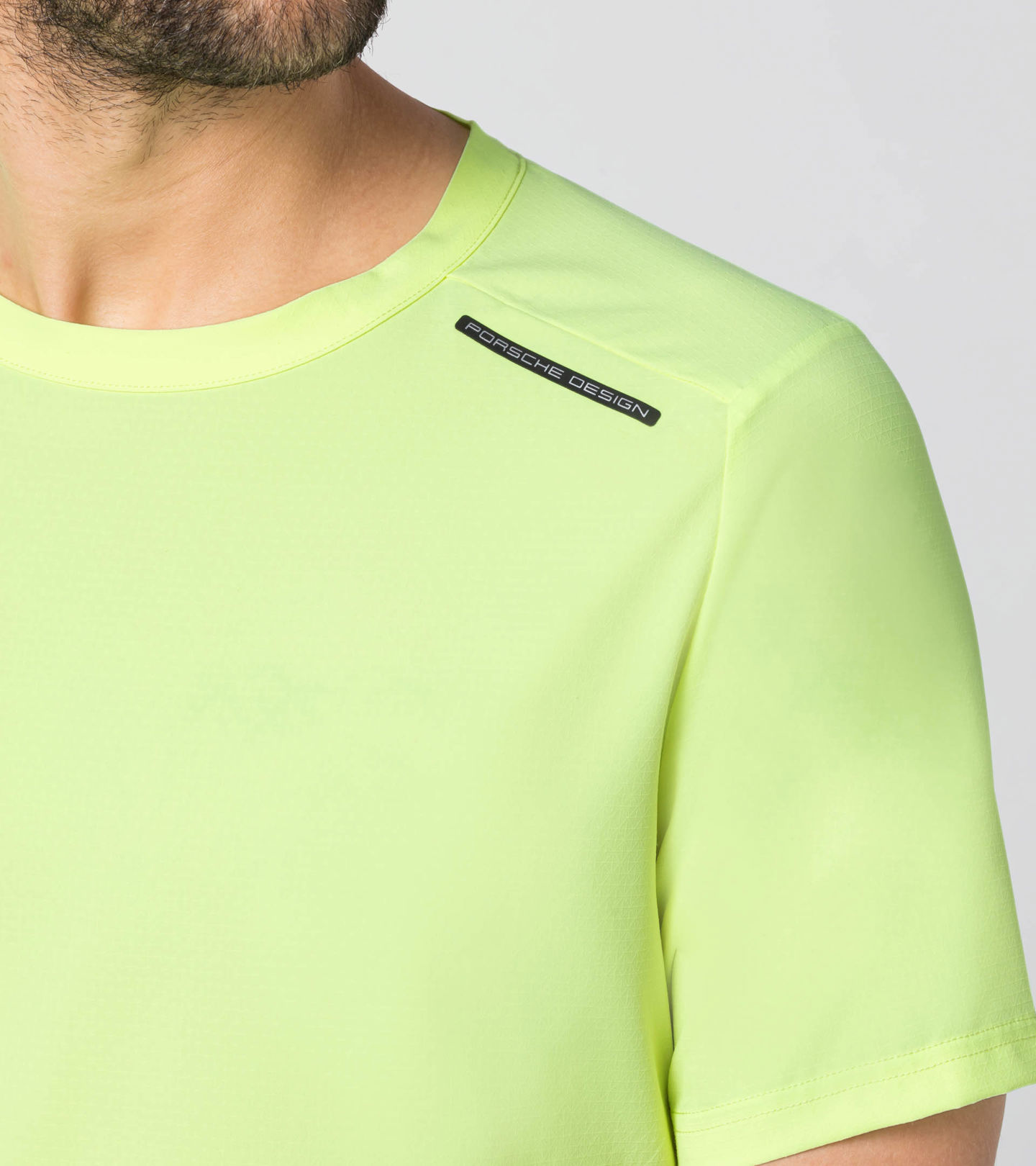 Front Near view of product with ean 4056487020556