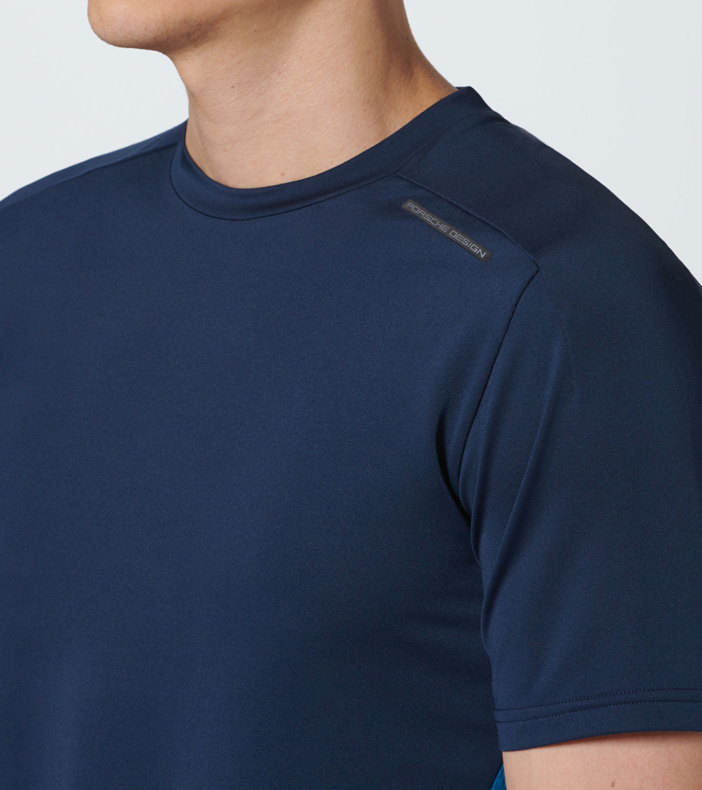 Front Near view of product with ean 4046901538378