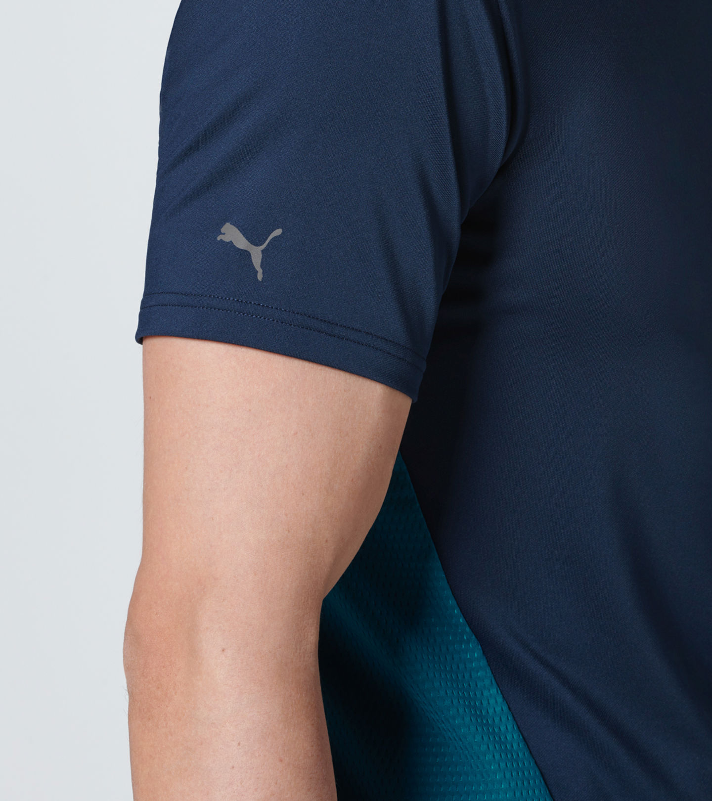 Side Near Middle view of product with ean 4046901538378