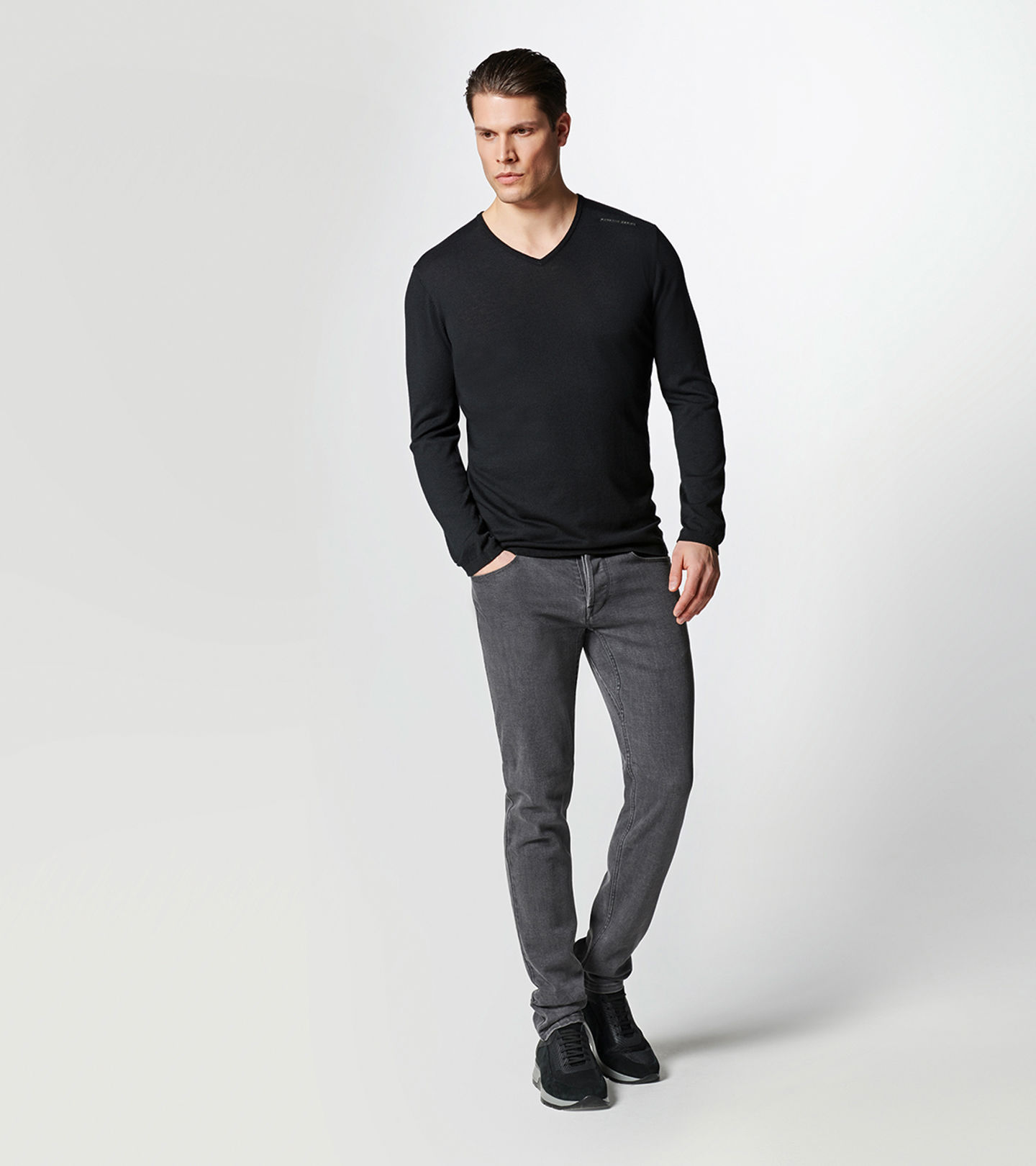 Front Full view of product with ean 4046901716455