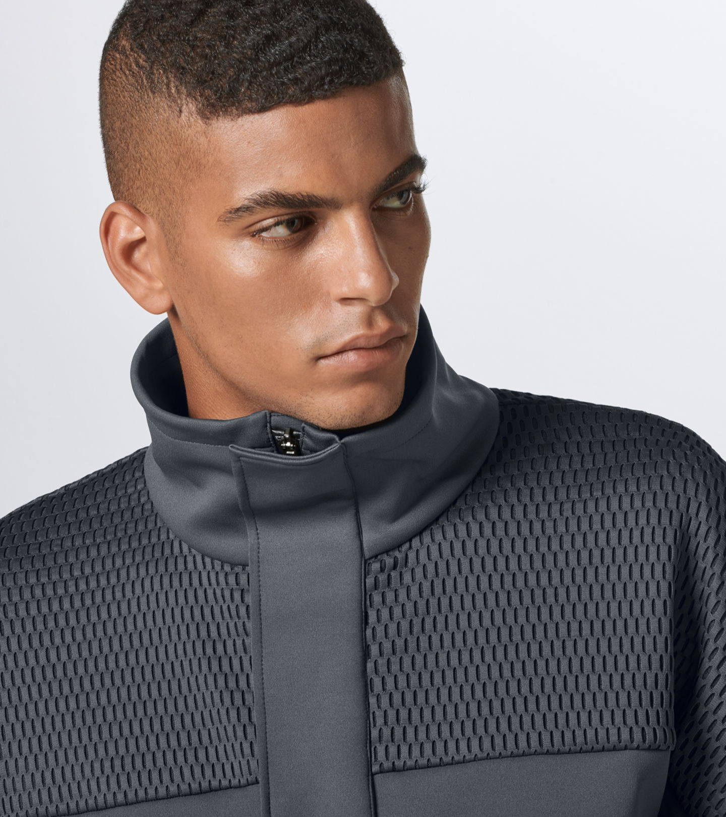 Front Near view of product with ean 4046901942823