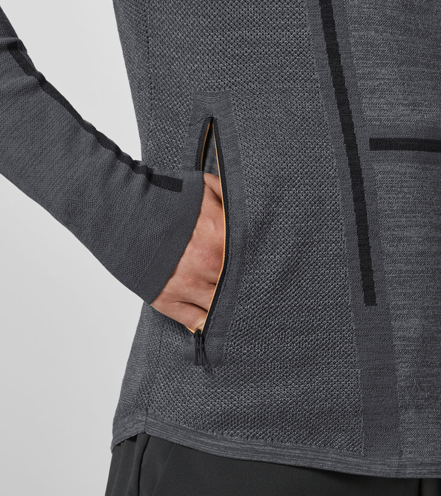 Side Wide view of product with ean 4046901943622