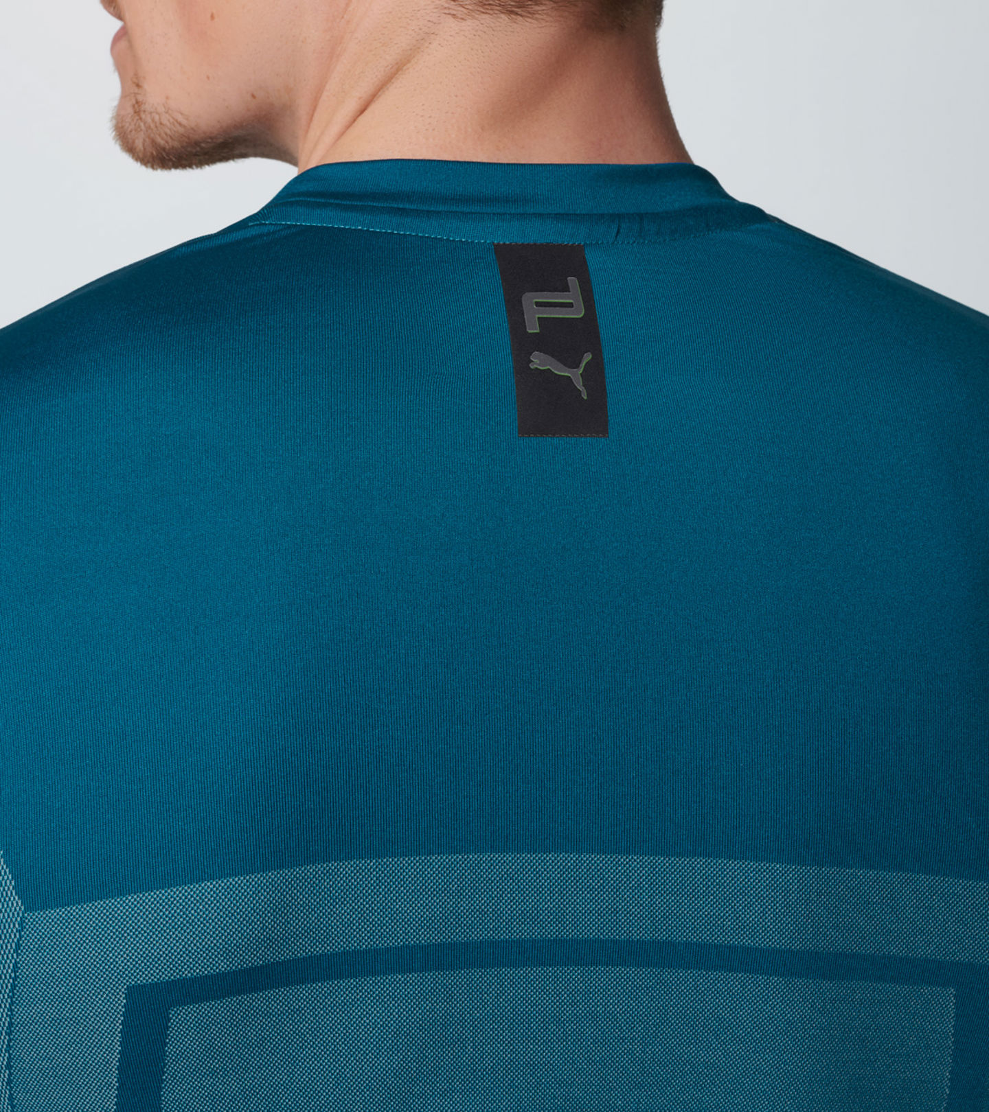 Side Near Middle view of product with ean 4046901550400