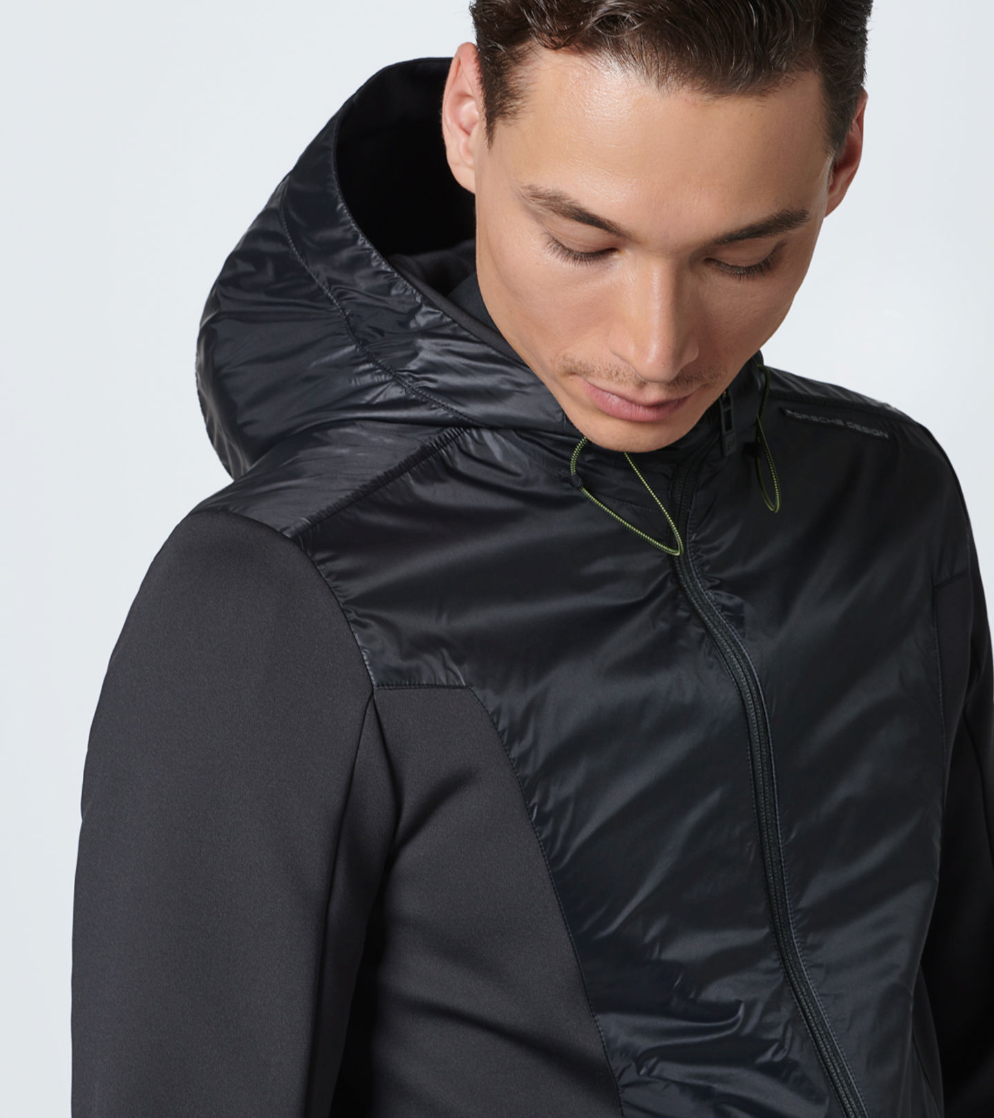 Side Near Middle view of product with ean 4046901564438