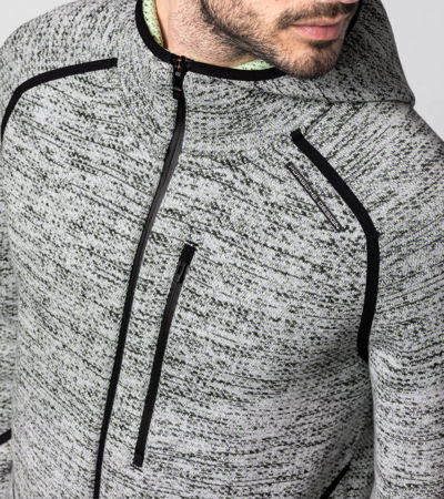 Front Near view of product with ean 4056487020198