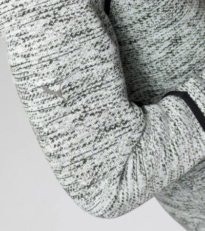 Side Near Middle view of product with ean 4056487020198