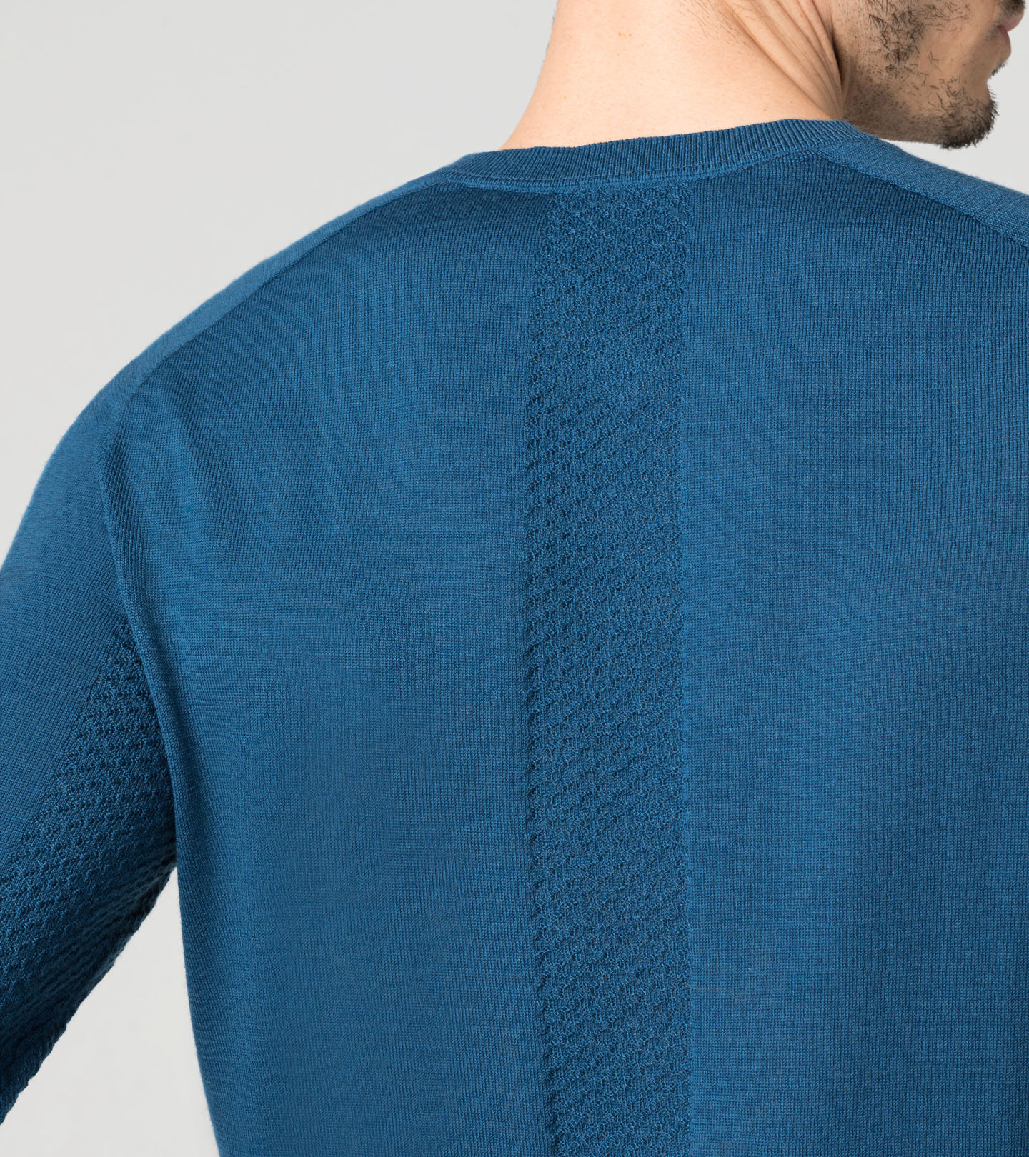 Front Wide view of product with ean 4056487032078