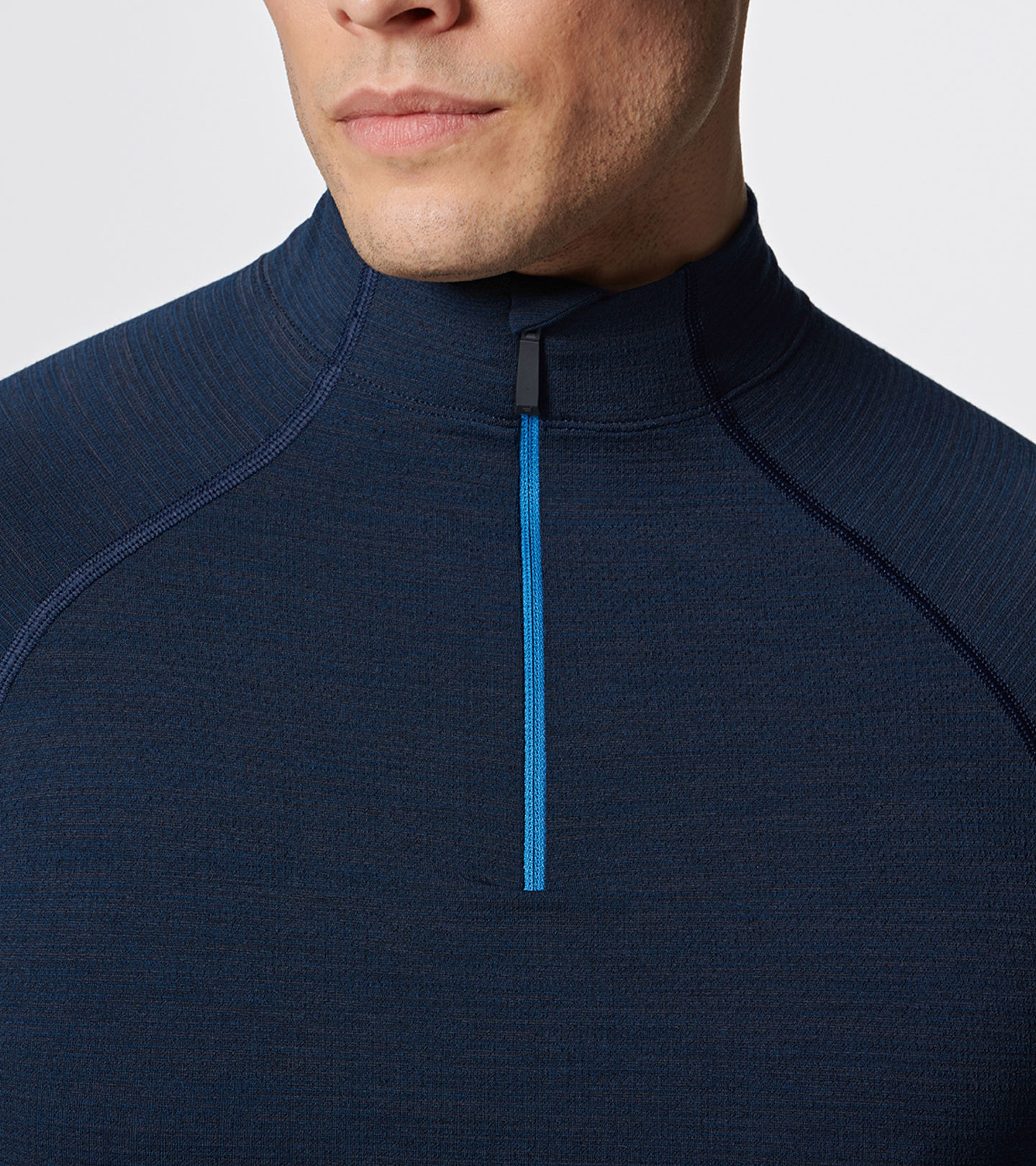 Front Near view of product with ean 4046901714352