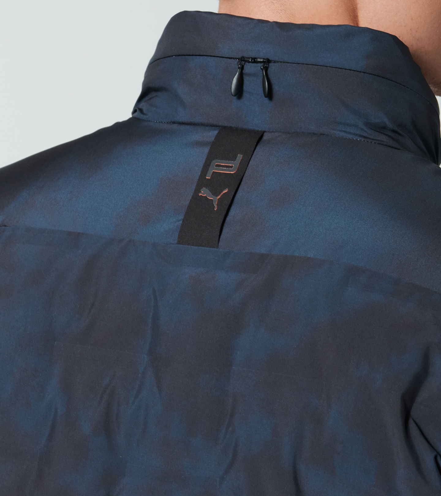 Side Near Middle view of product with ean 4046901789633
