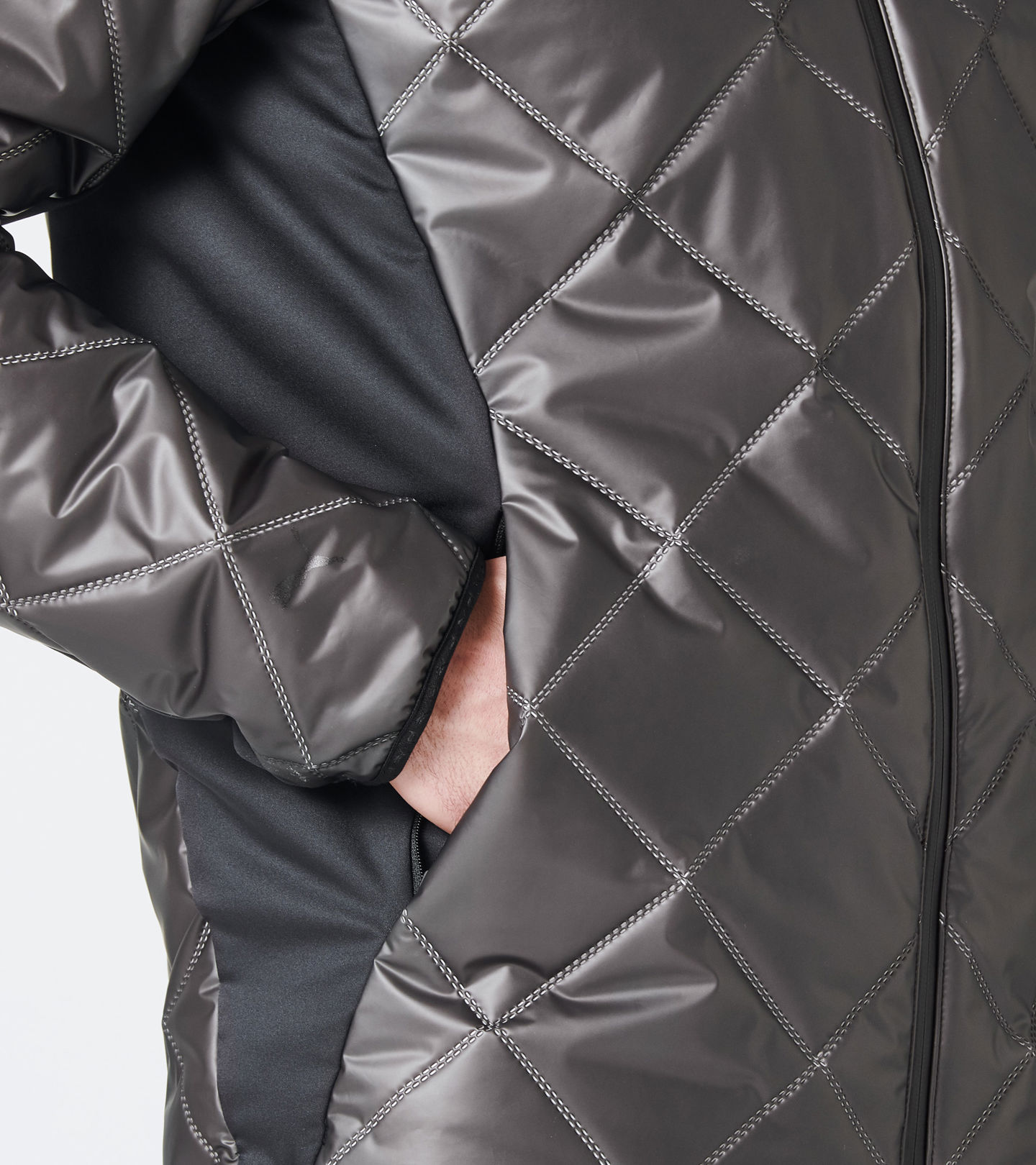 Side Near Middle view of product with ean 4046901982966