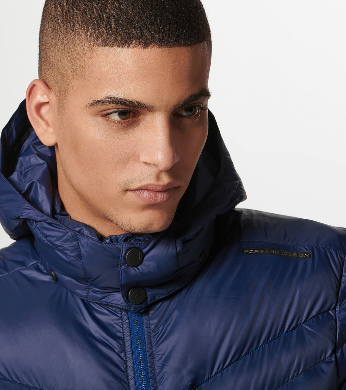 Side Near Middle view of product with ean 4046901709358