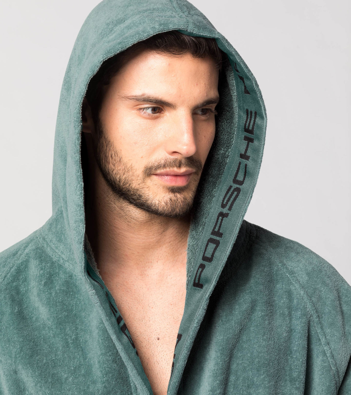 Side Near Middle view of product with ean 4056487017310
