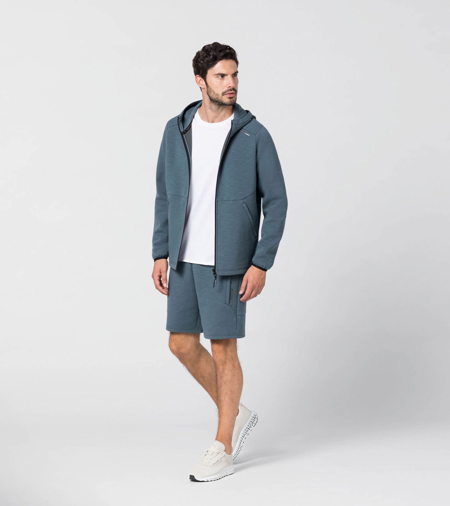 Back Near view of product with ean 4056487018751