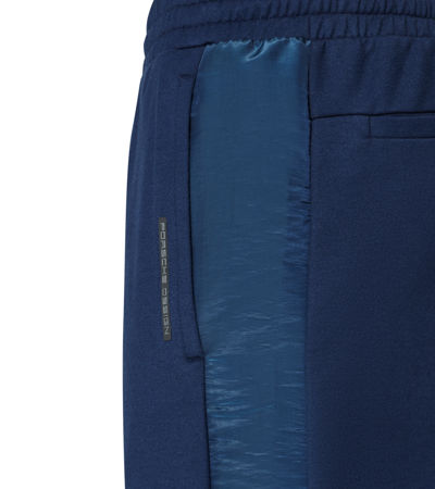 Side Near Middle view of product with ean 4046901870317