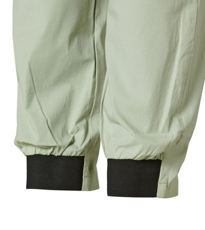 Side Near Middle view of product with ean 4046901729493