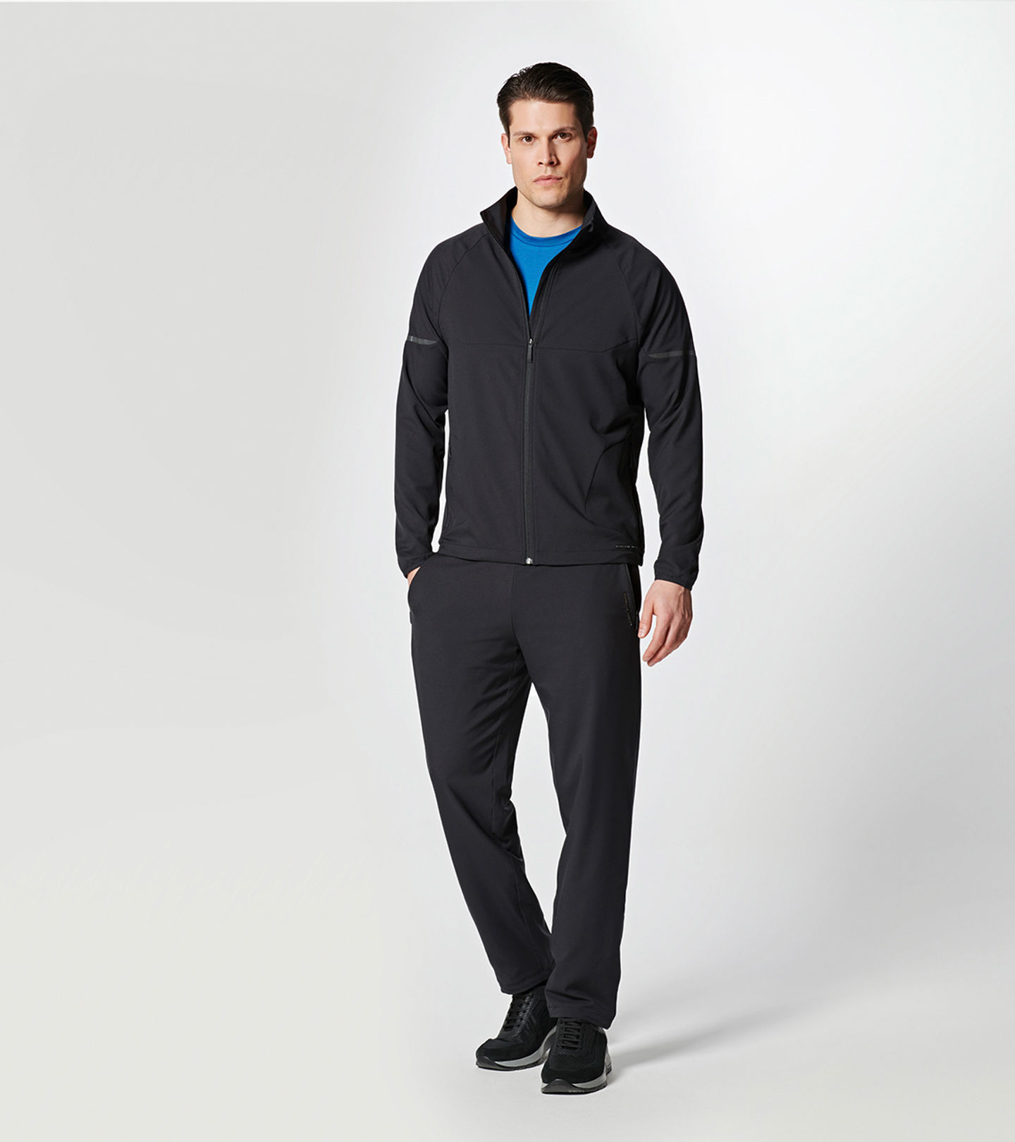 Front Full view of product with ean 4046901737764