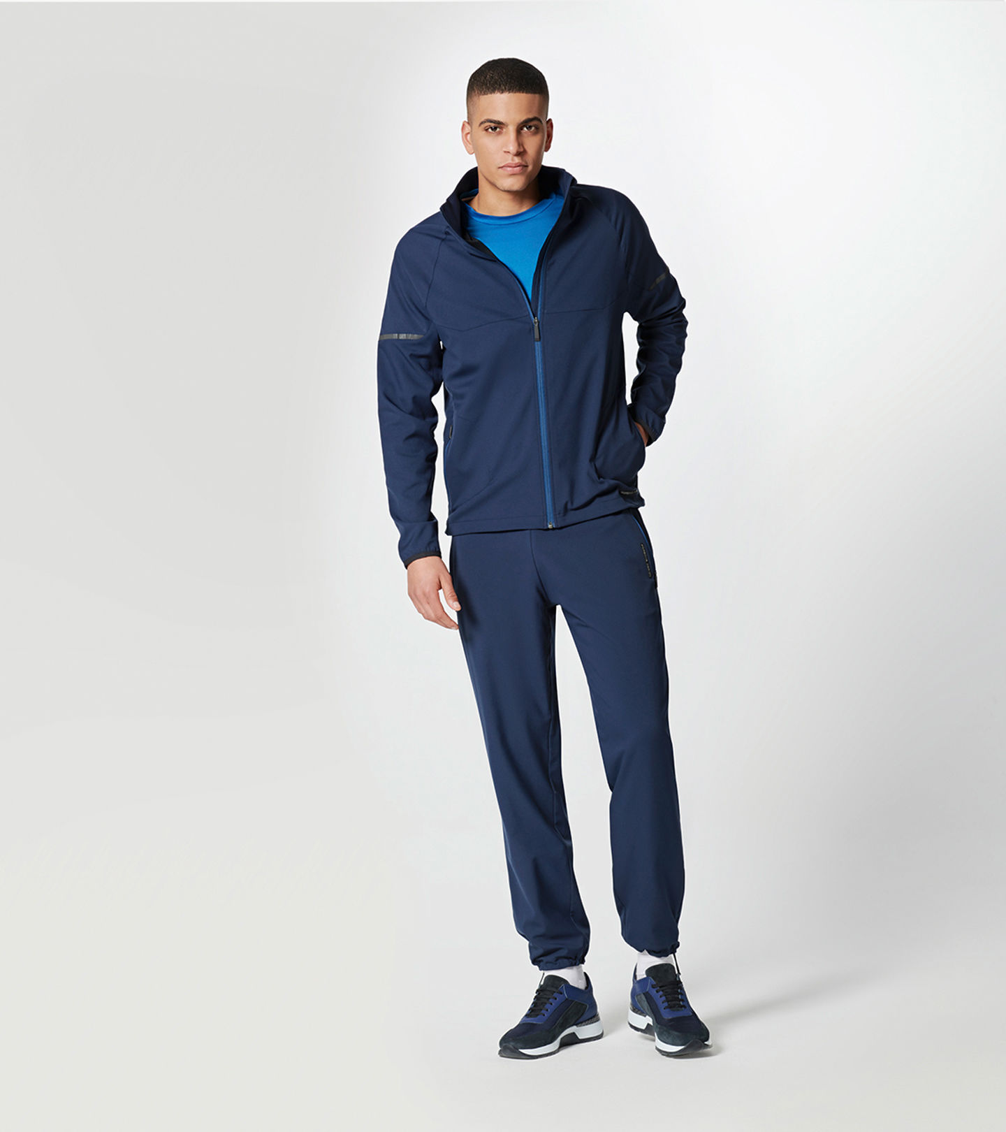 Front Full view of product with ean 4046901737825