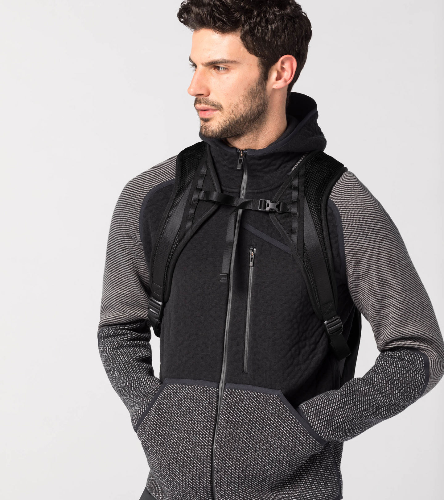 Back Near view of product with ean 4056487012230