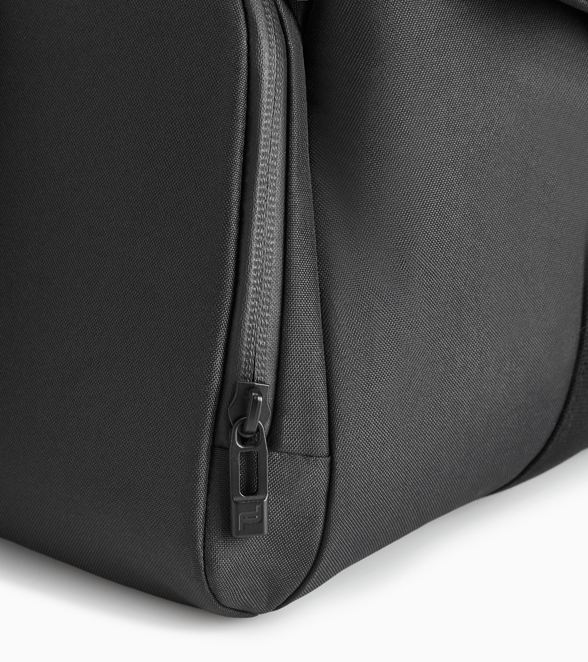 Gym Bag - Sports Bags for Men | Porsche Design | Porsche Design