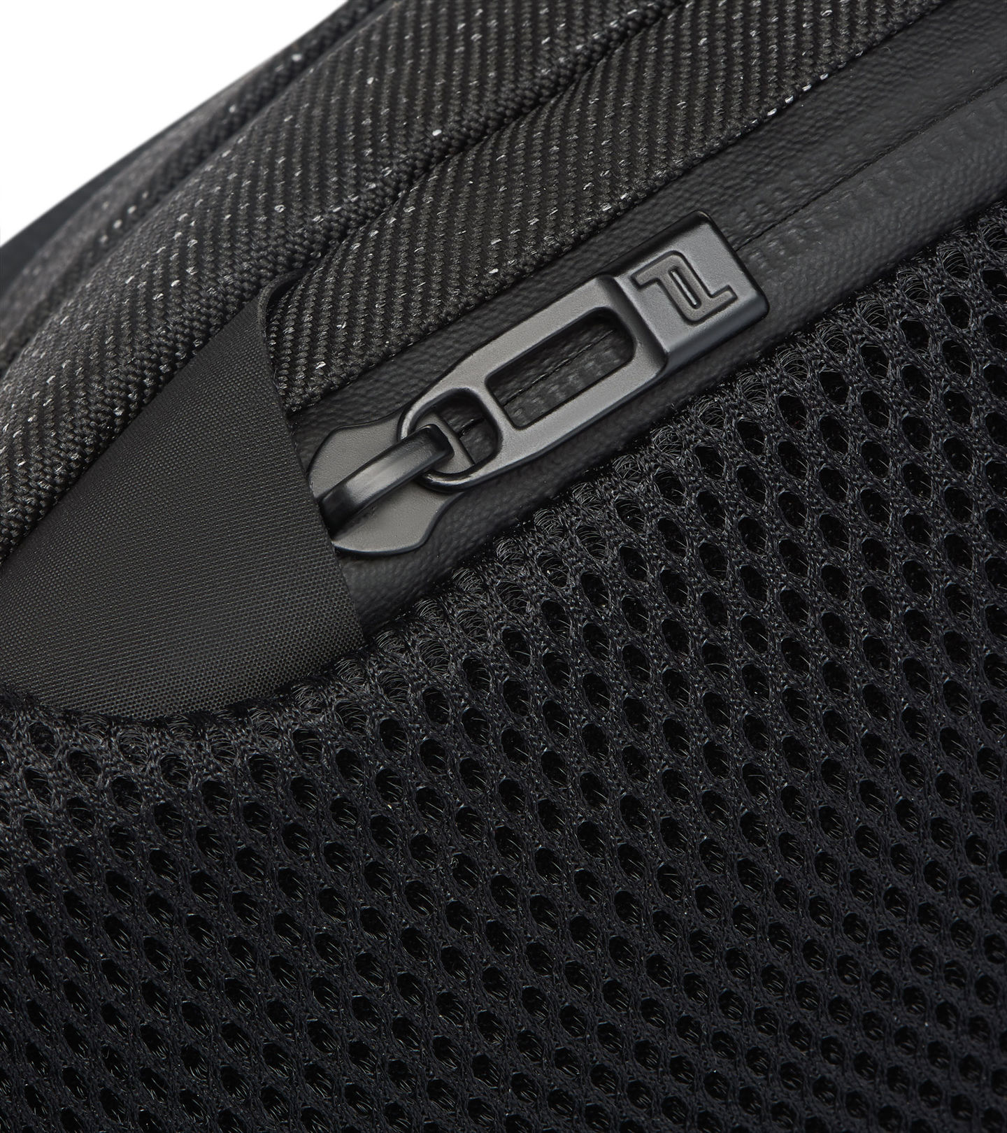 Front Near view of product with ean 4046901966652