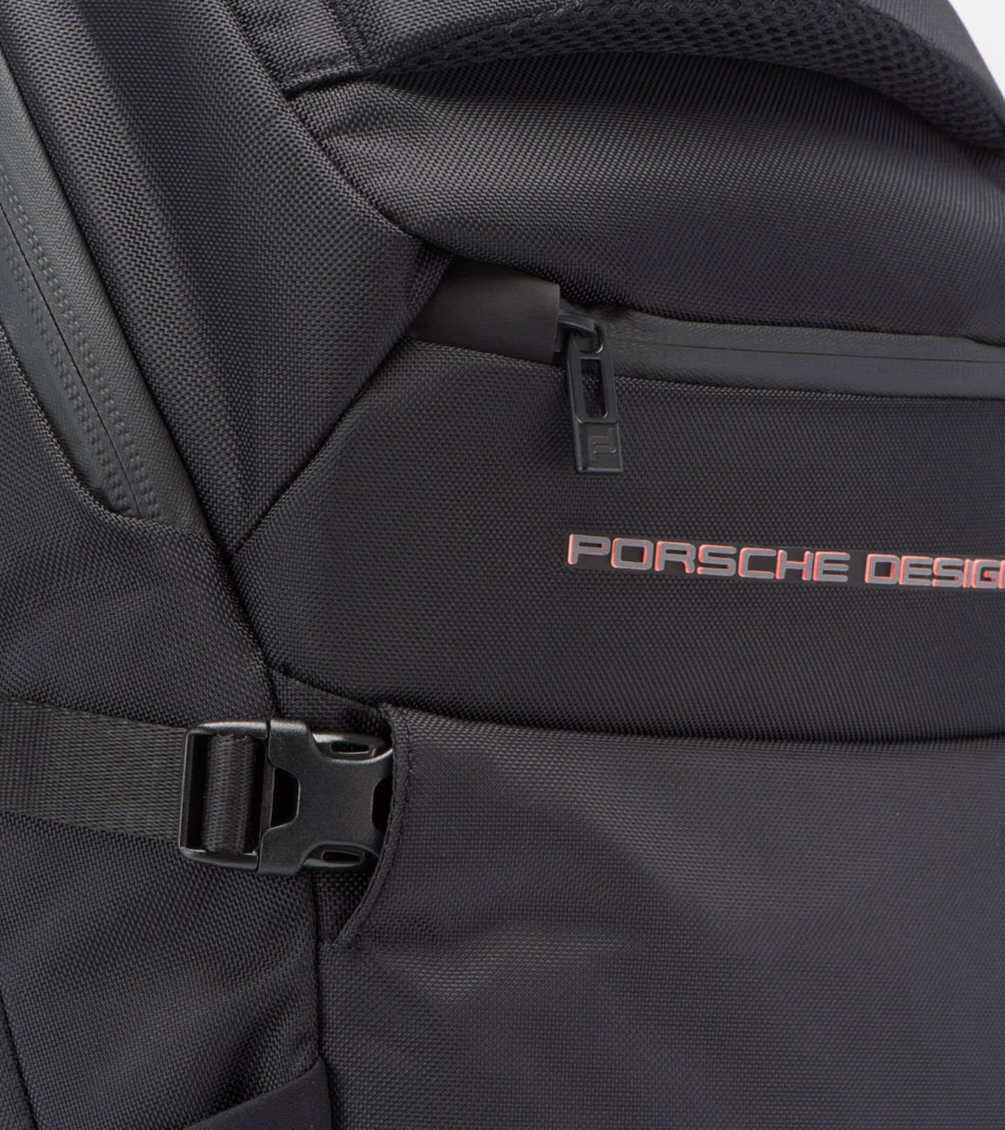 Front Near view of product with ean 4046901870539