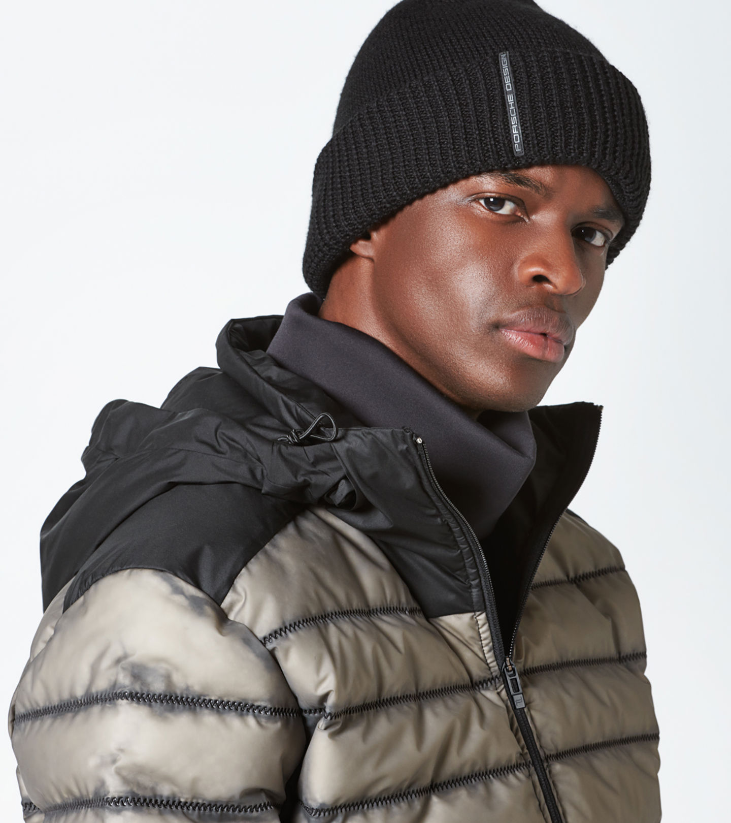 Side Near Middle view of product with ean 4046901559946