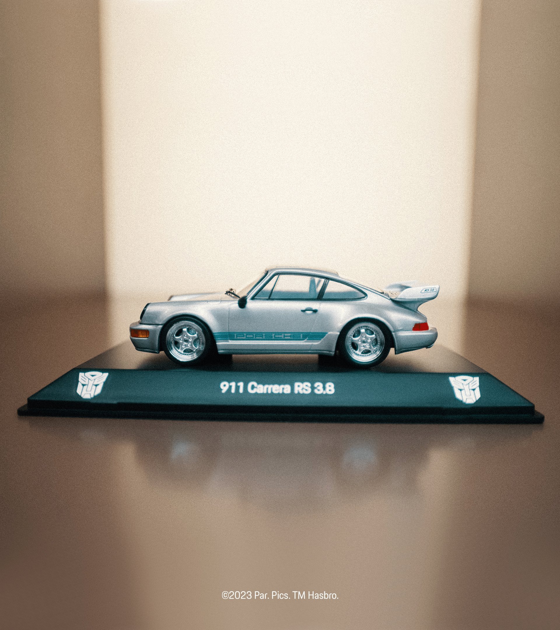 911 Carrera RS 3.8 'Mirage' - Transformers Collection