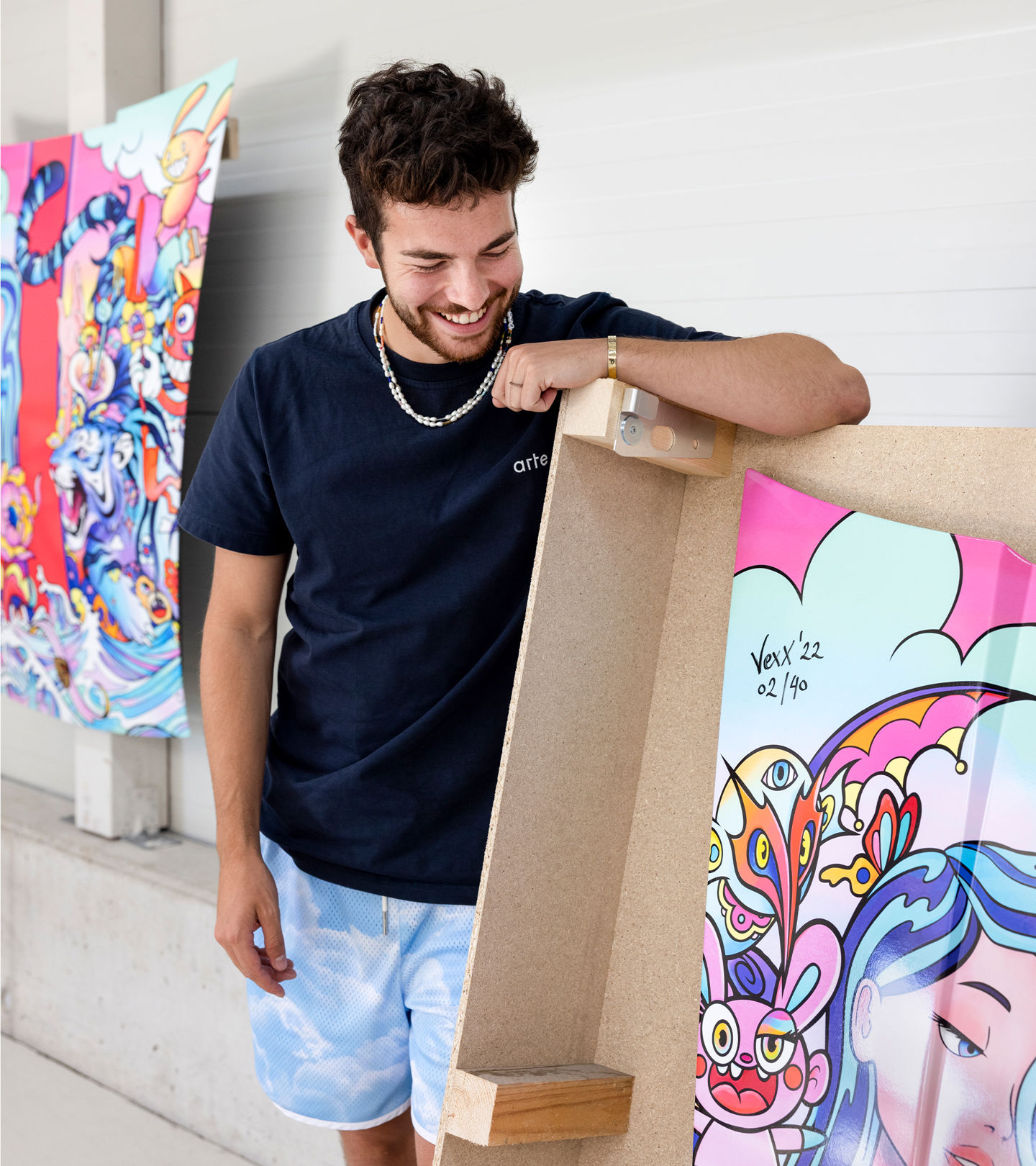 Front Wide view of product with ean 