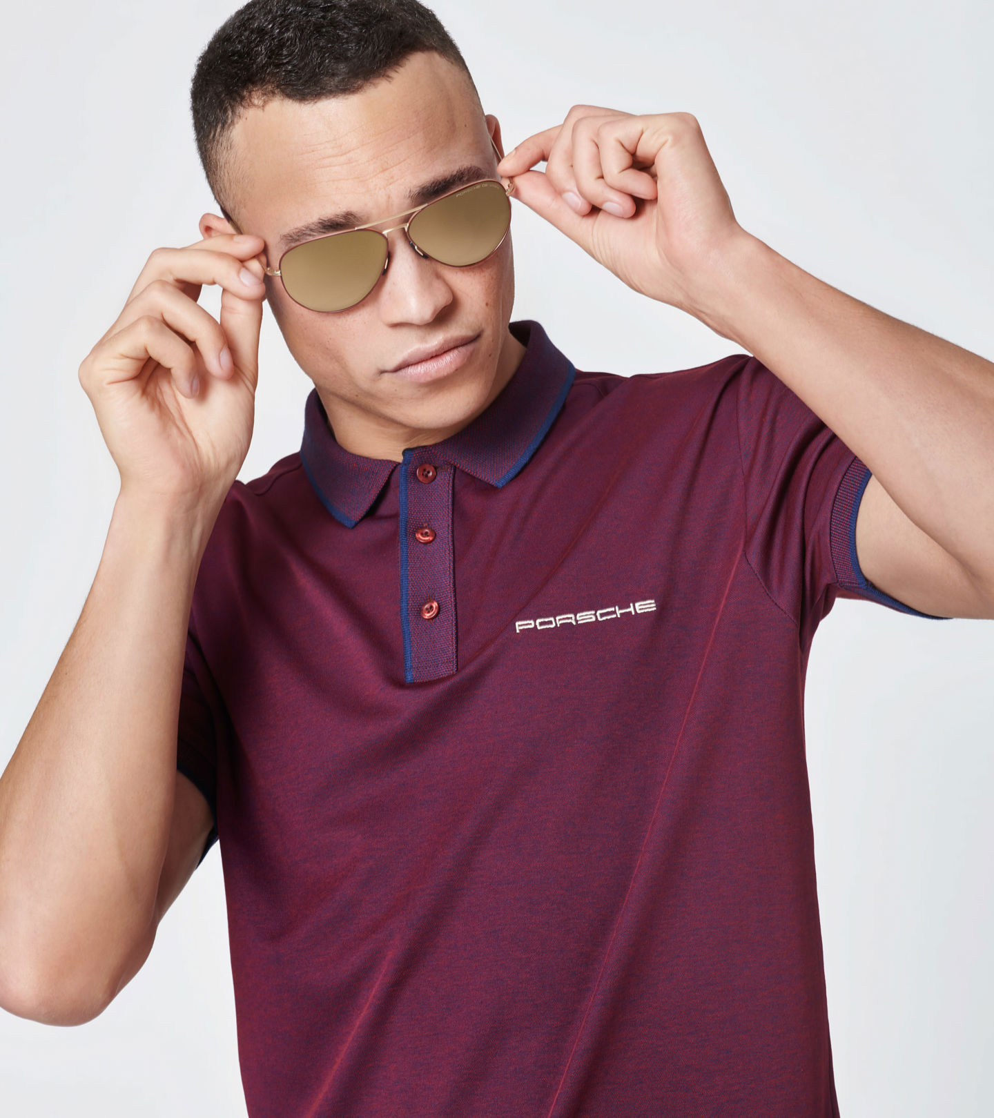 Front Near view of product with ean 