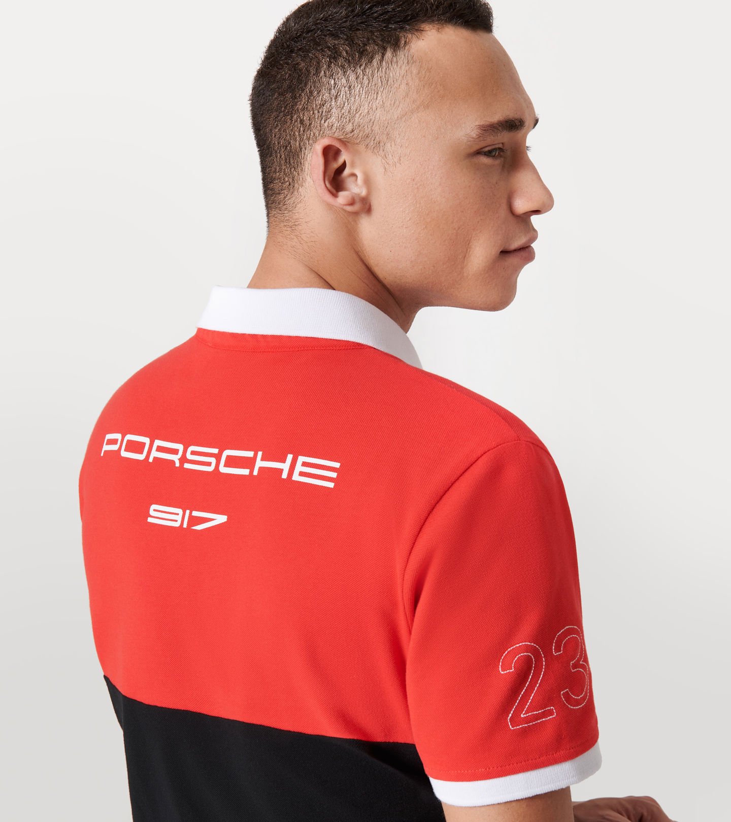 Front Near view of product with ean 