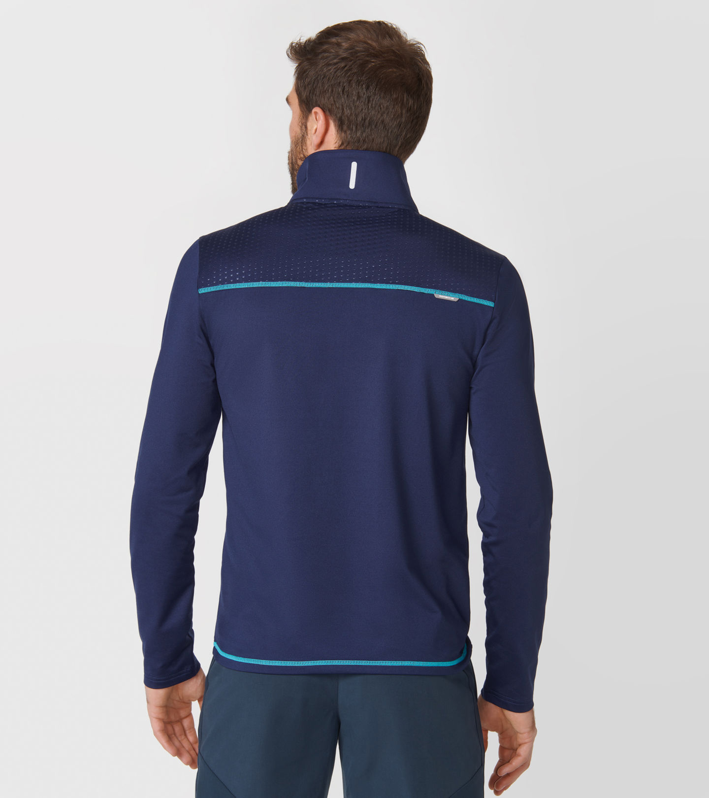Front Near view of product with ean 