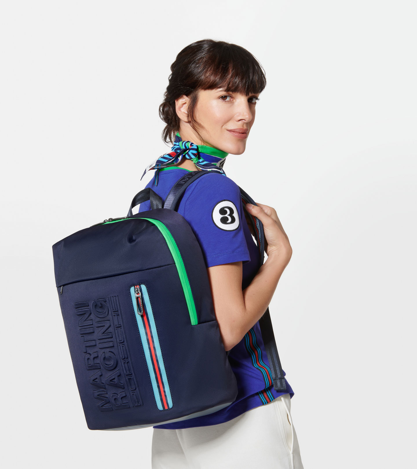 Front Near view of product with ean 