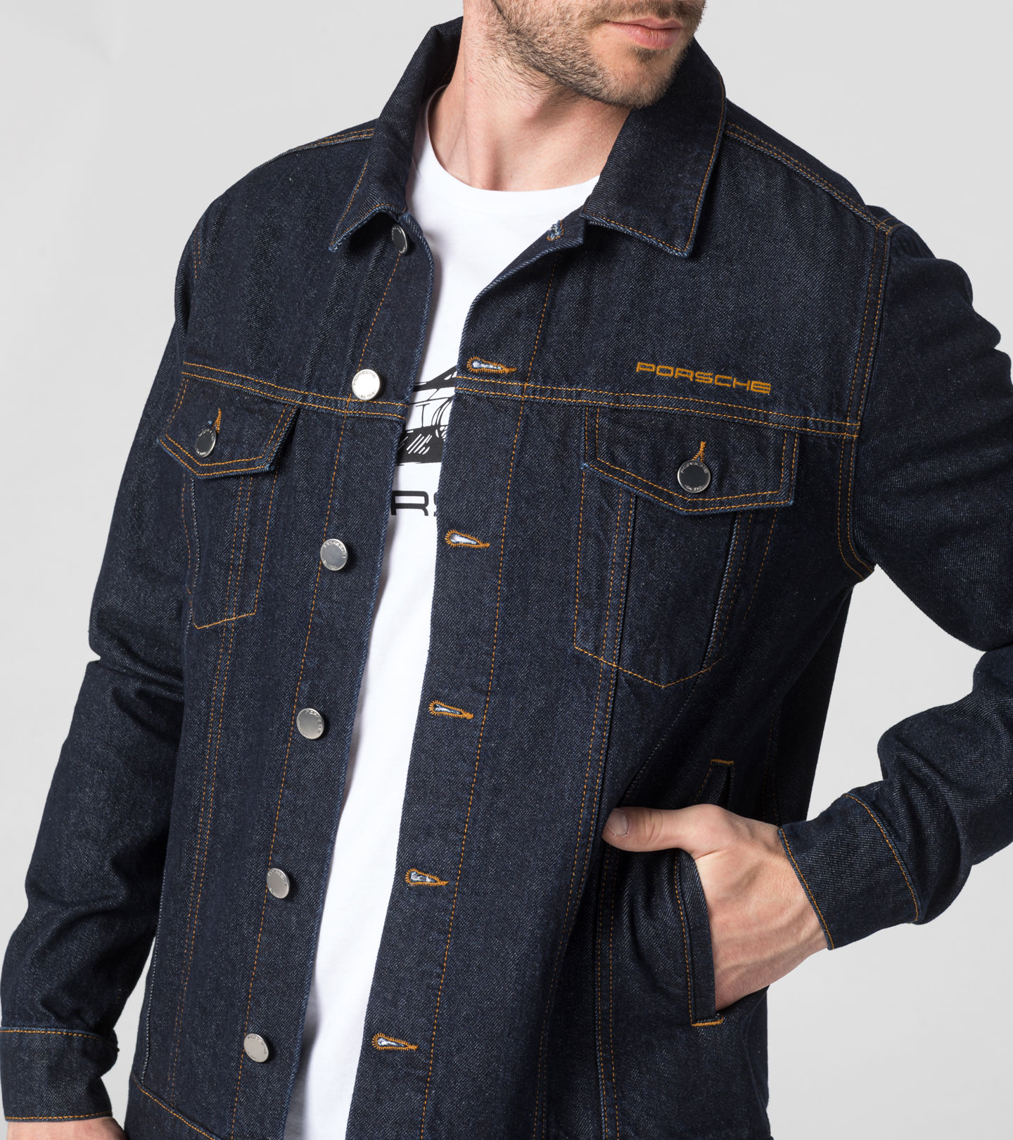 Front Near view of product with ean 