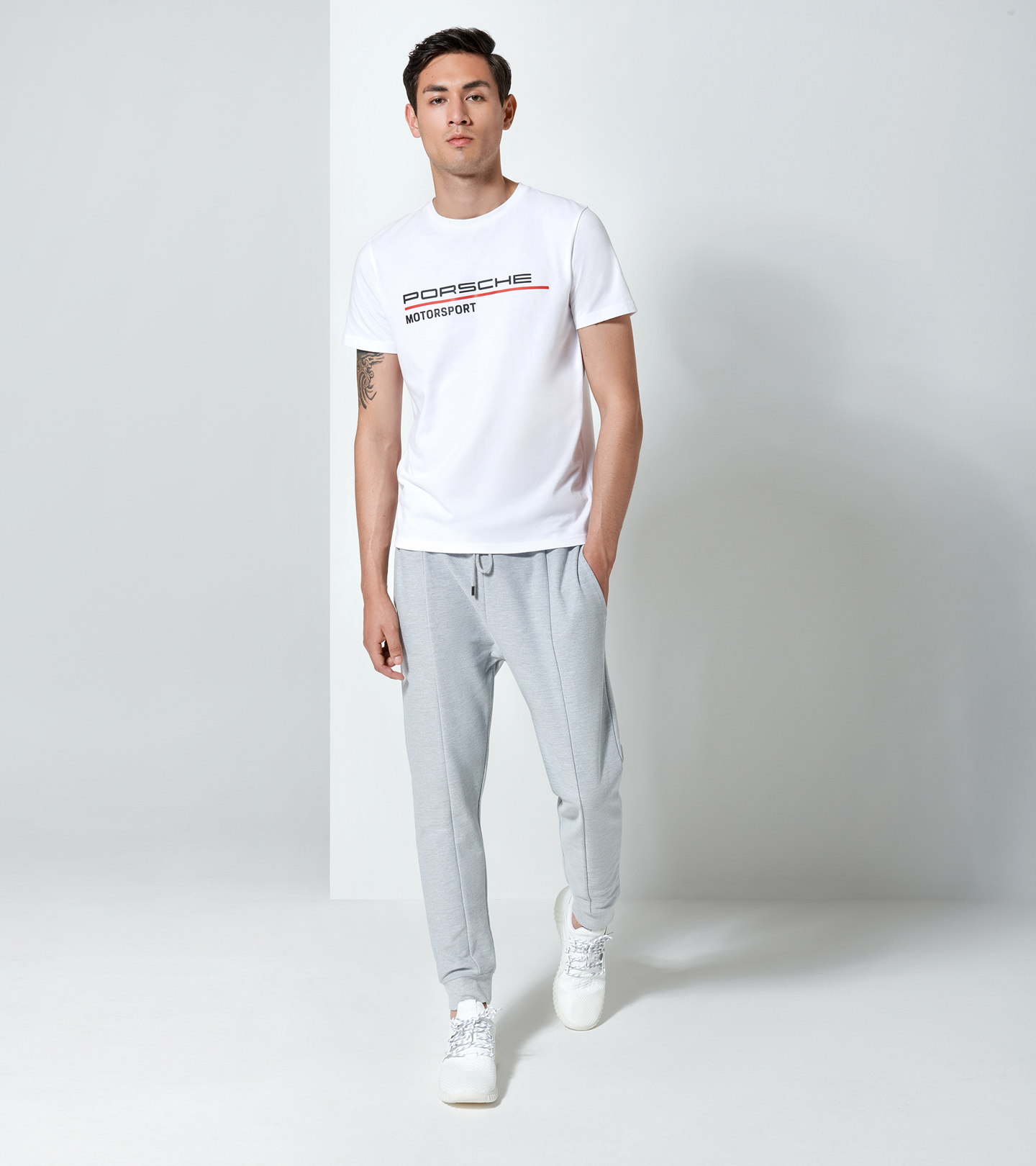 Front Wide view of product with ean 