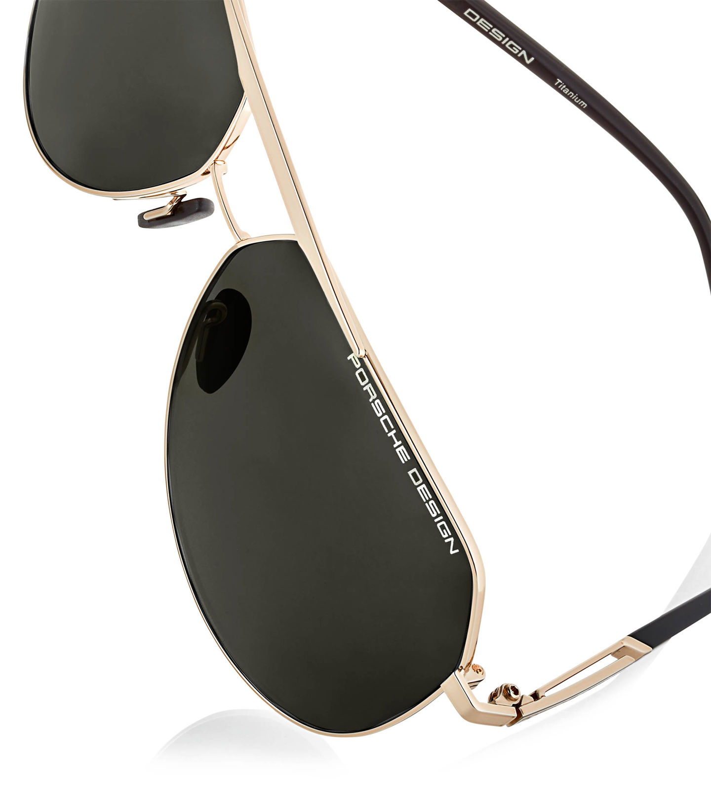 Front Near view of product with ean 4044709498535
