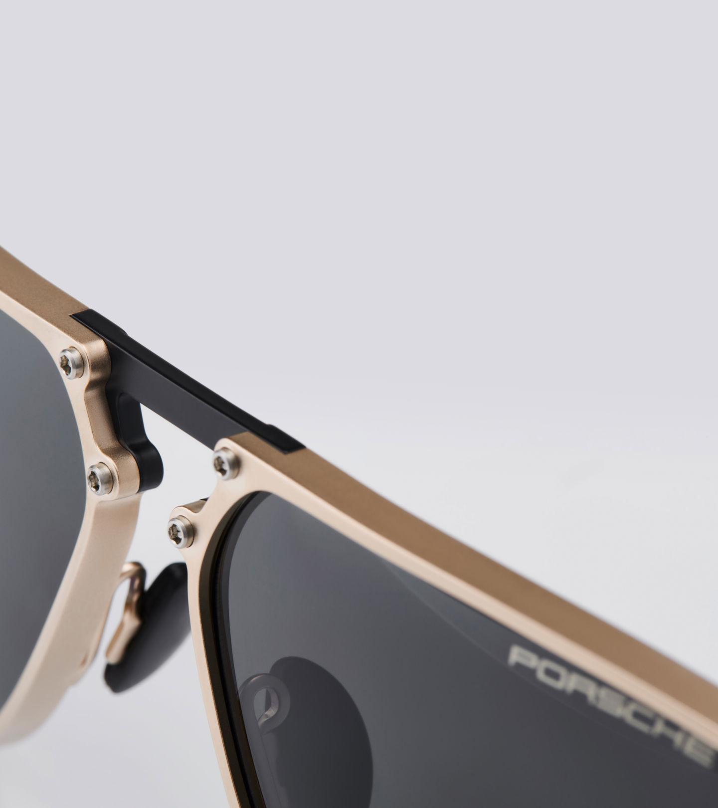 Front Wide view of product with ean 4044709510008