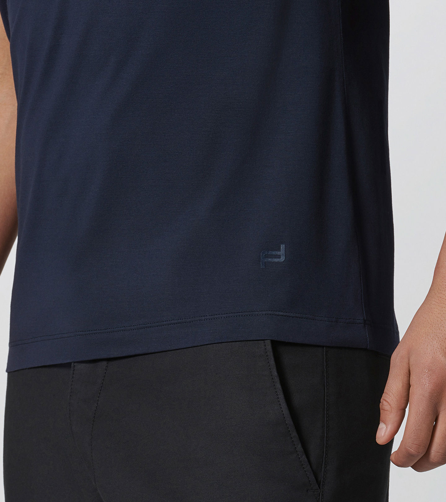 Front Near view of product with ean 4046901824211