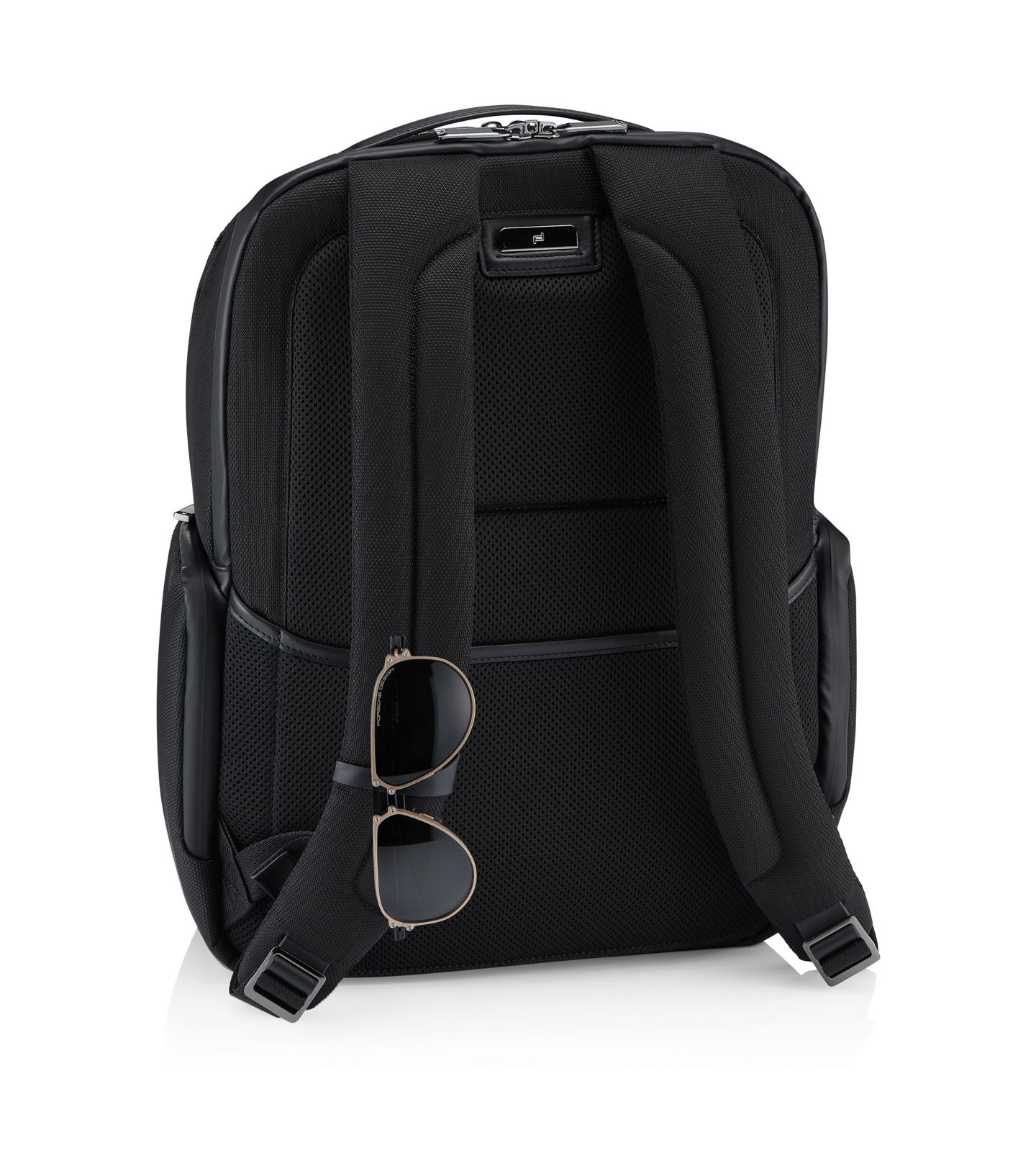 Front Near view of product with ean 4056487001623