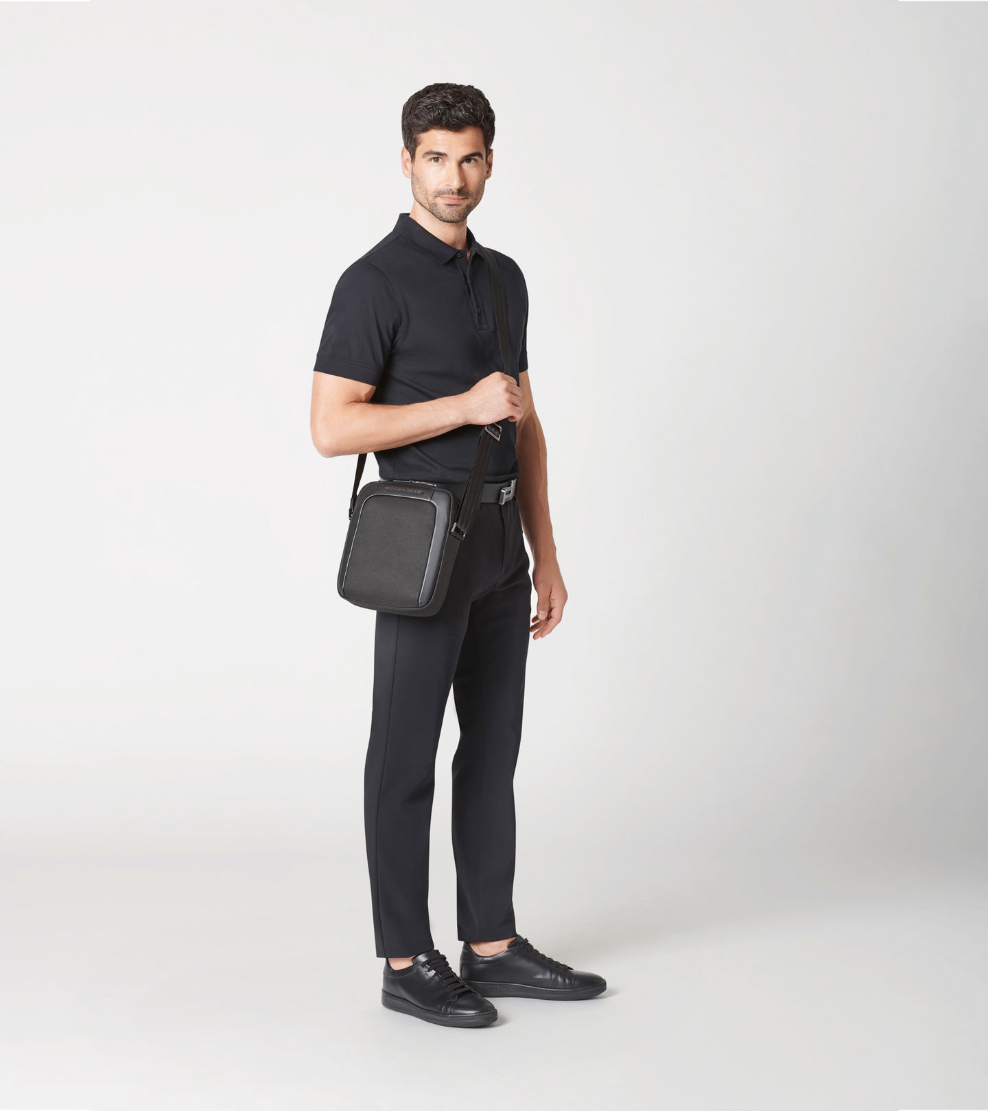 Side Wide view of product with ean 4056487001661