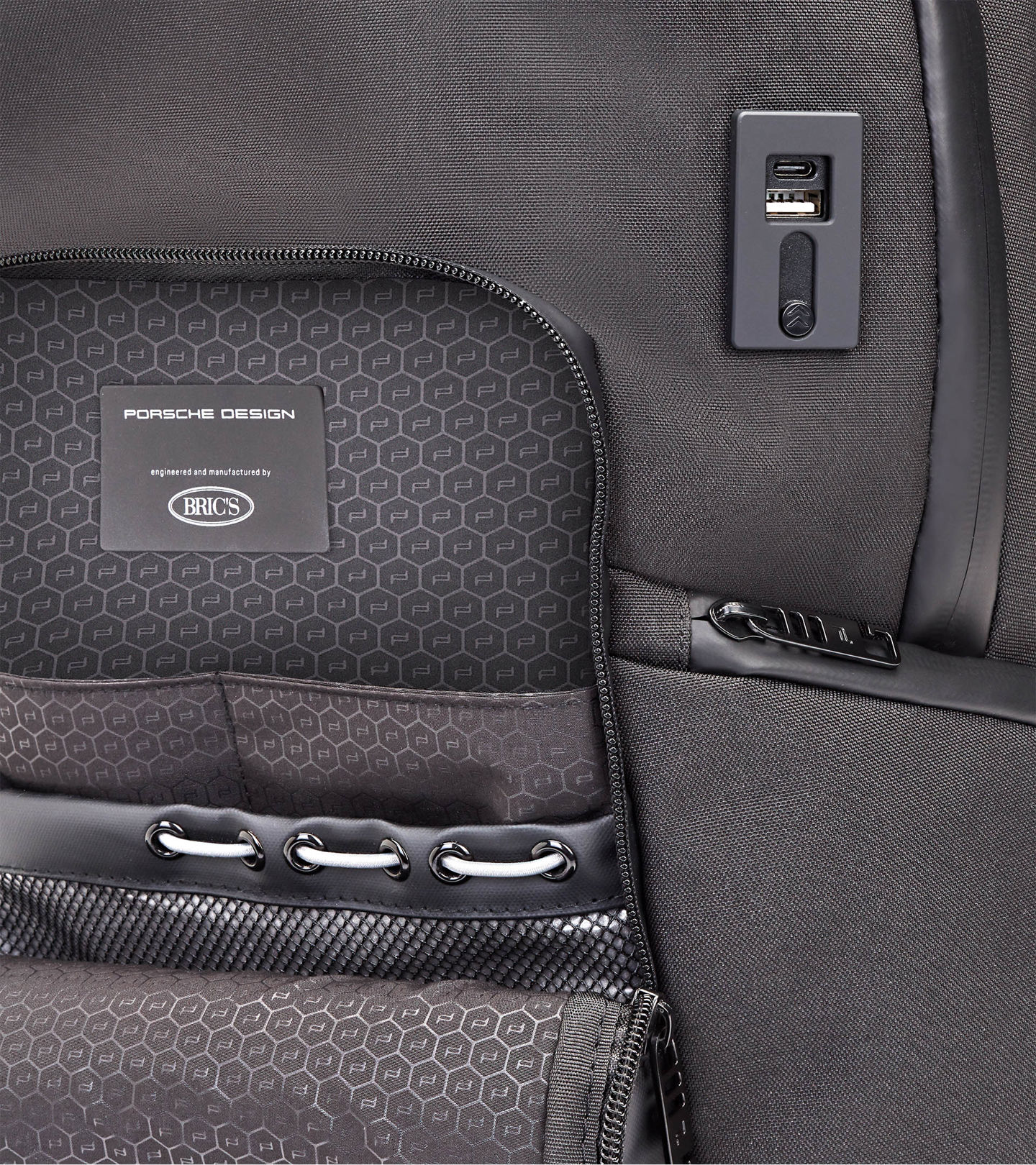 Side Near Middle view of product with ean 4056487017457