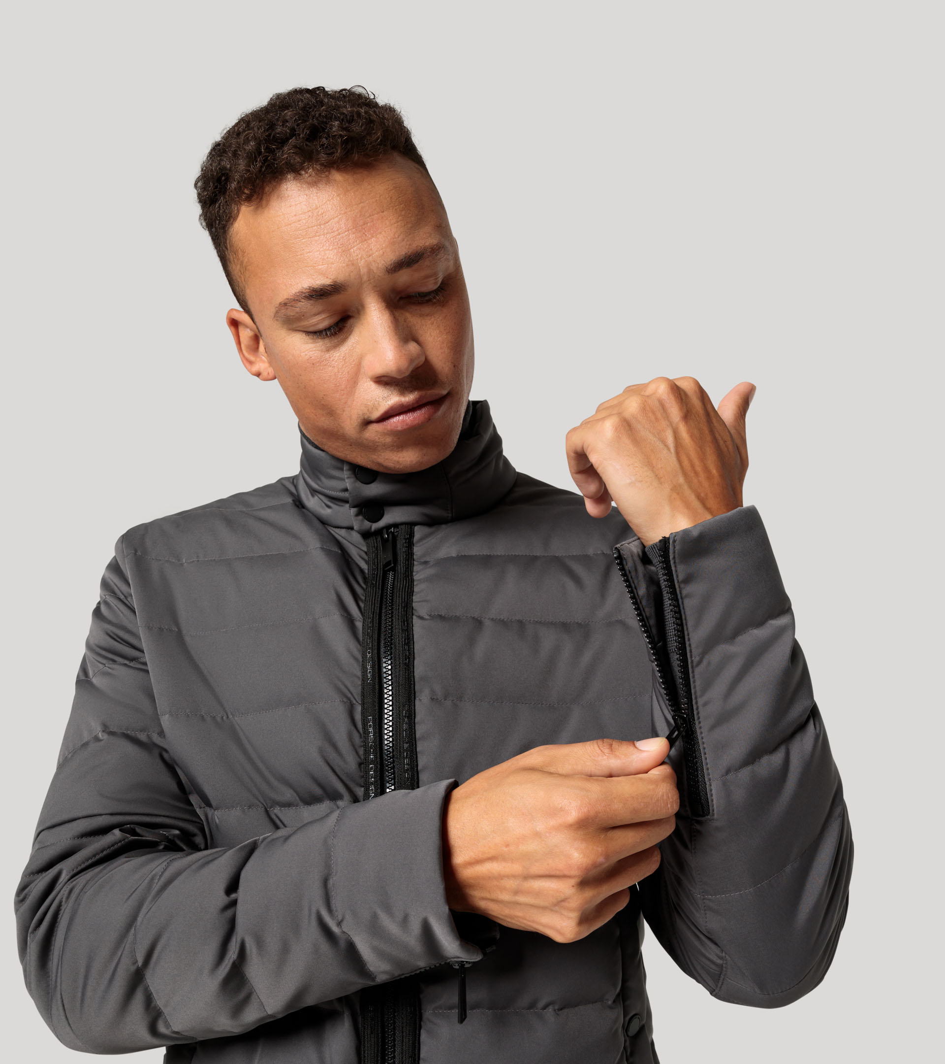 Pvot ATHLEISURE NYLON Premium Jacket(灰色) Pvot Athleisure Nylon Premium Jacket (Gray)