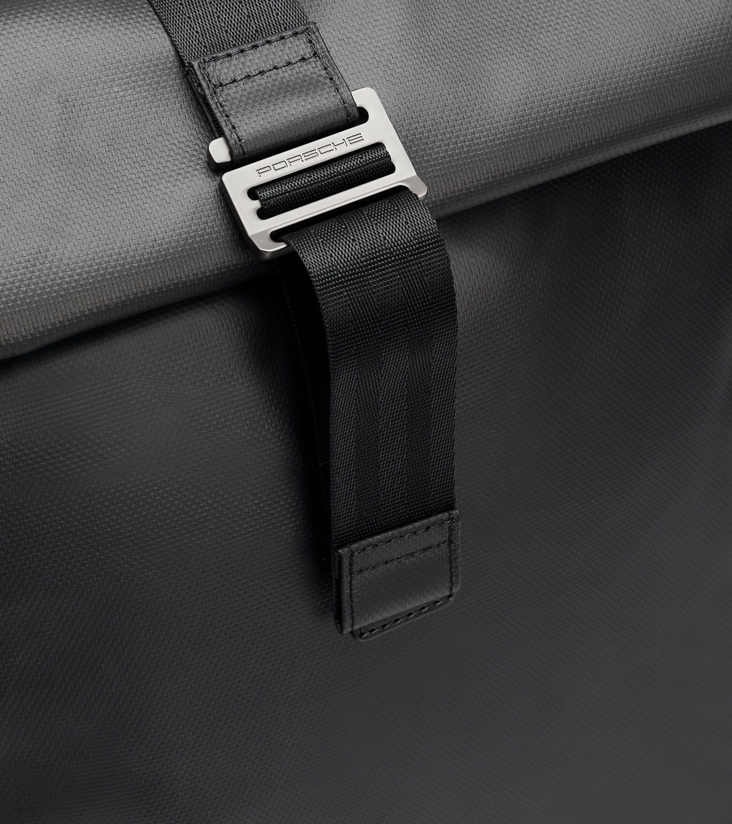 Front Near view of product with ean 