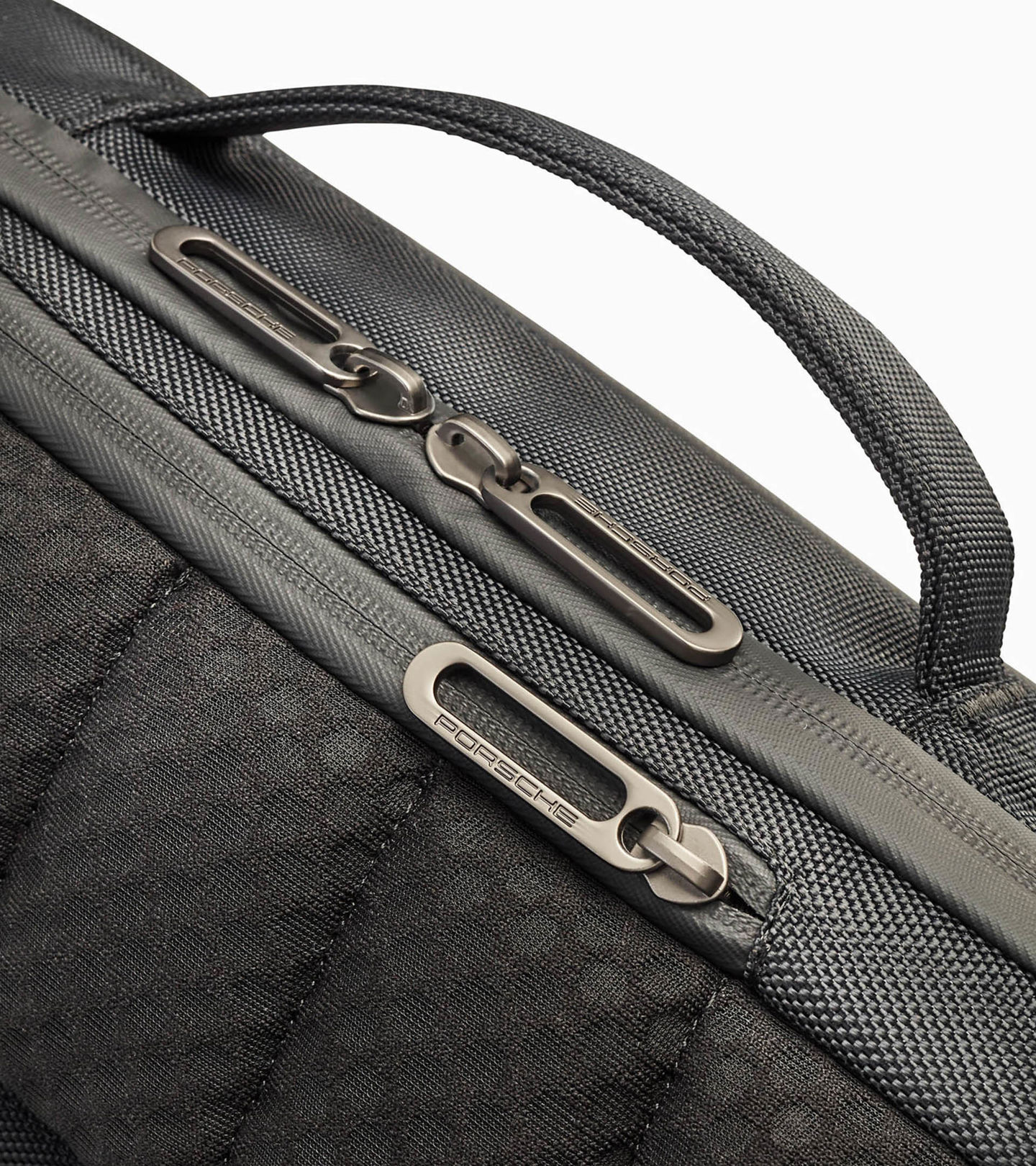 Back view of product with ean 
