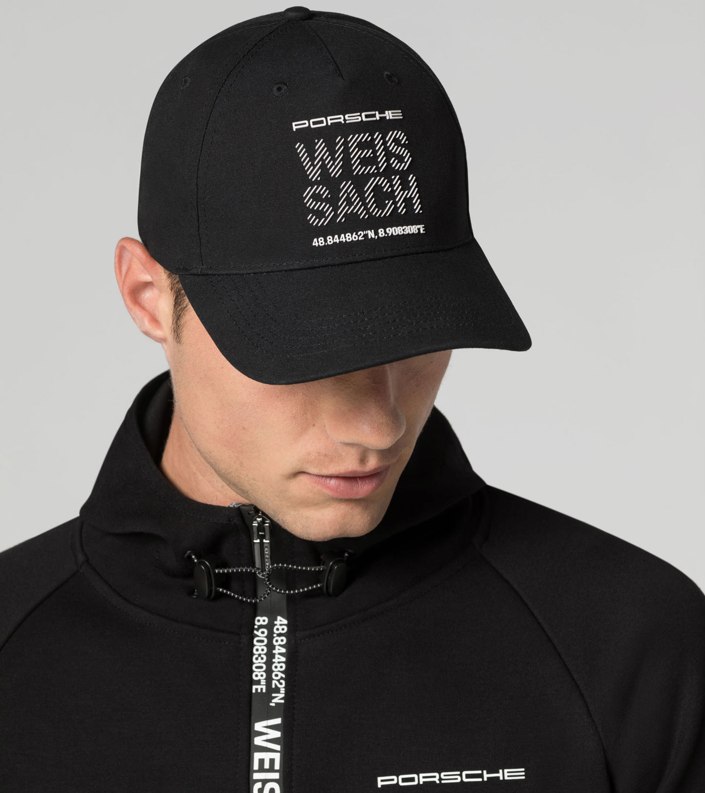Front Near view of product with ean 