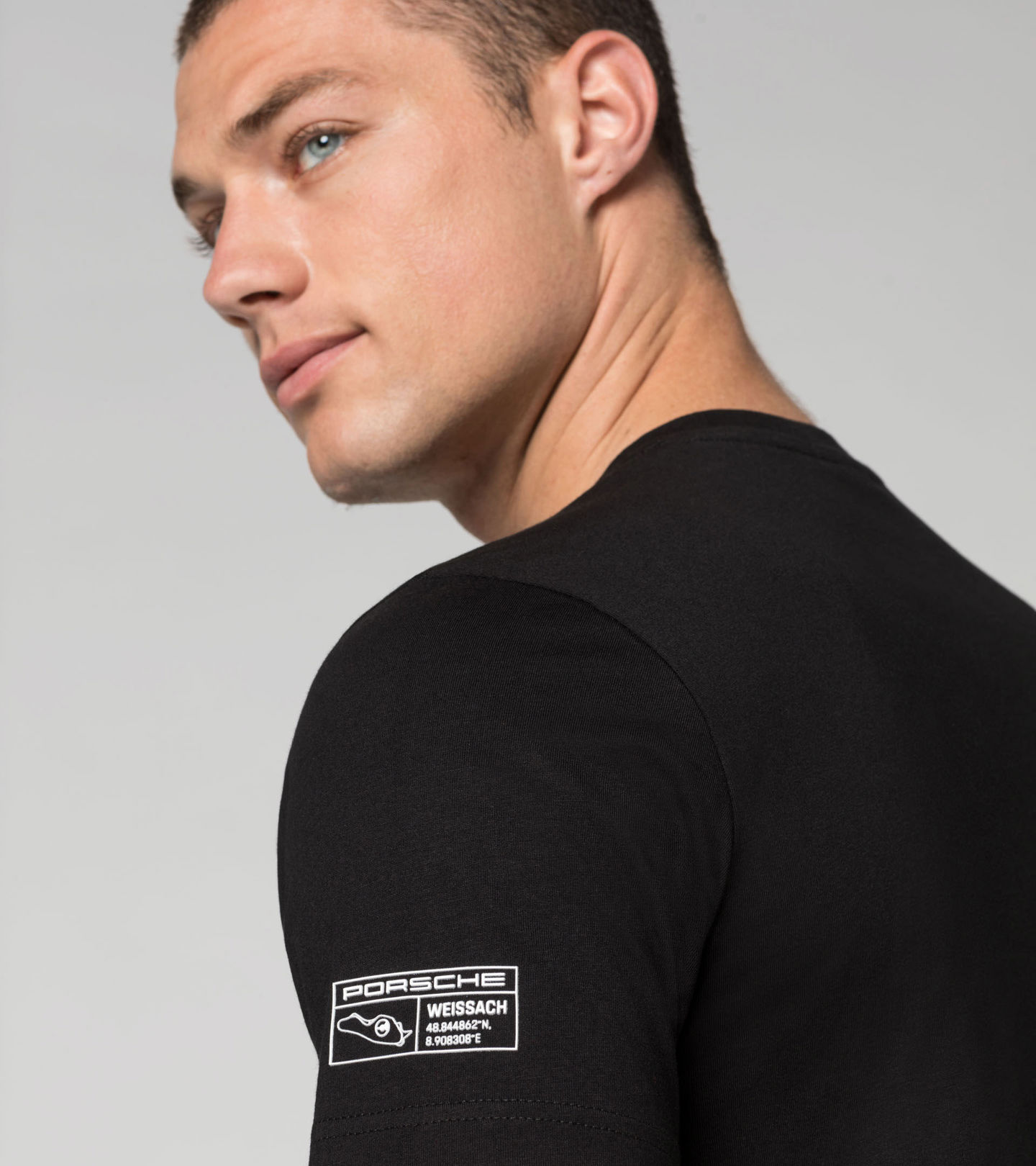 Side Near Middle view of product with ean 