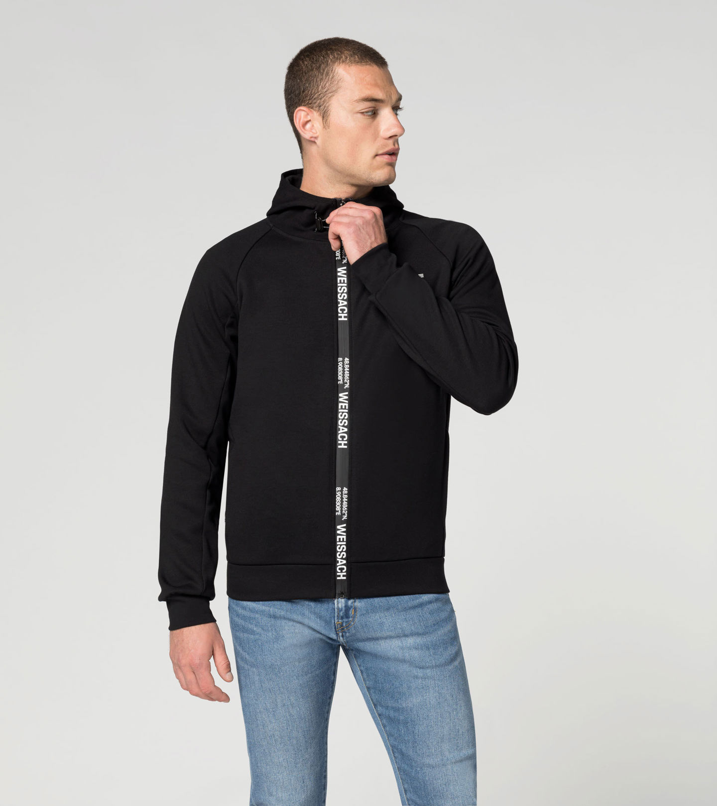 Front Wide view of product with ean 
