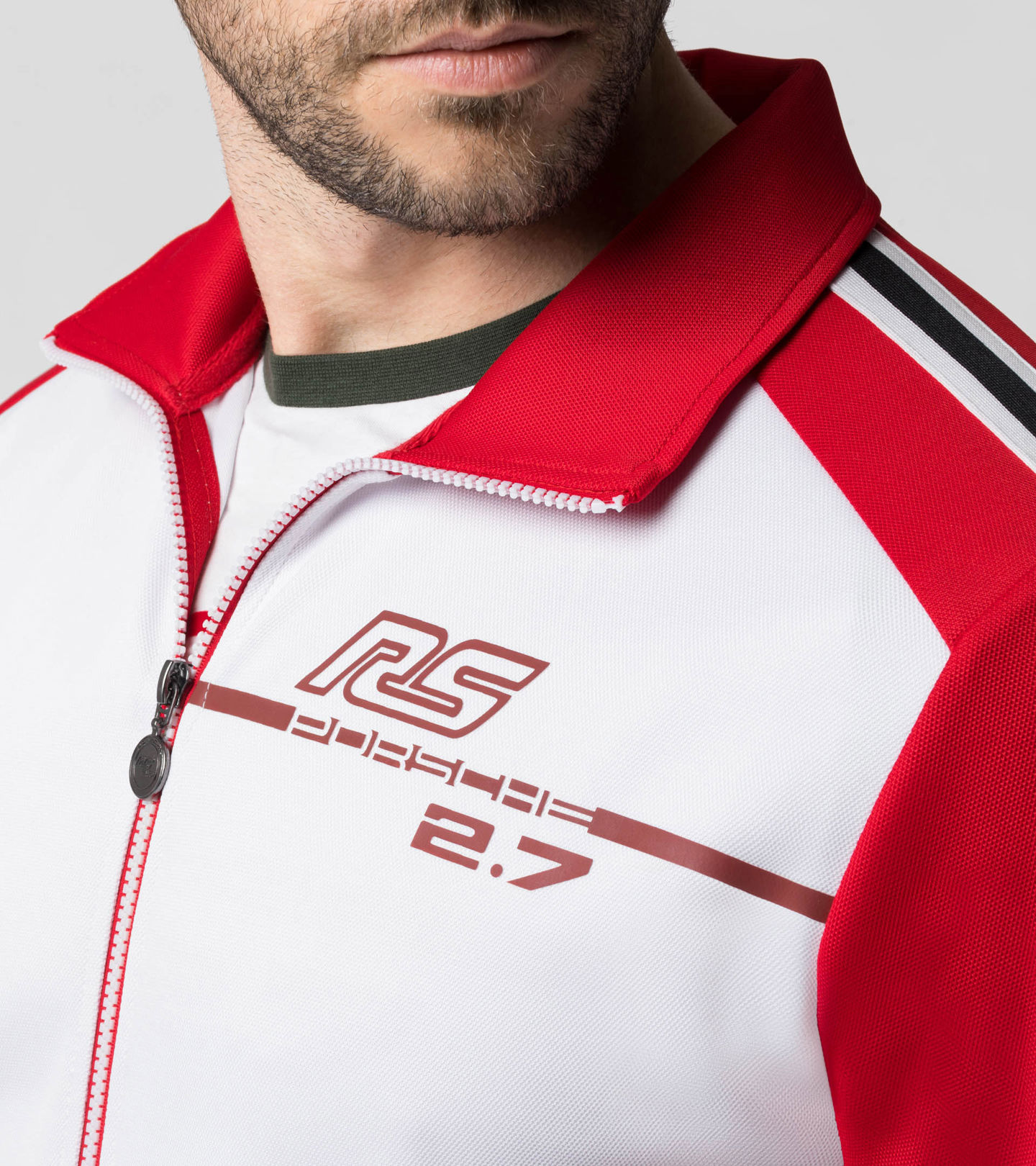 Front Near view of product with ean 